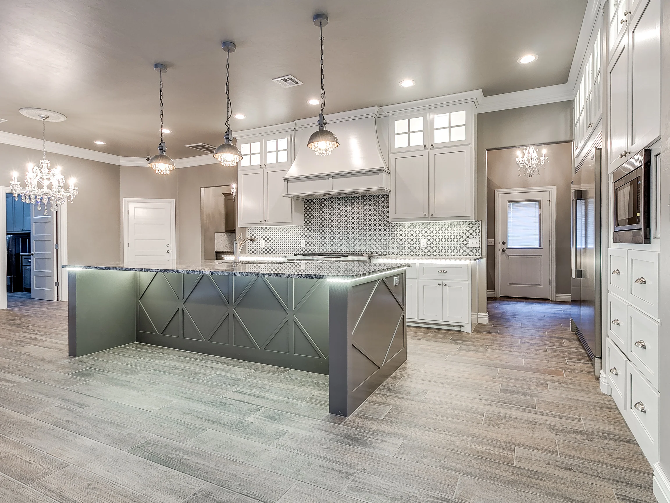3063 Golden Pond - MLS-68.jpg