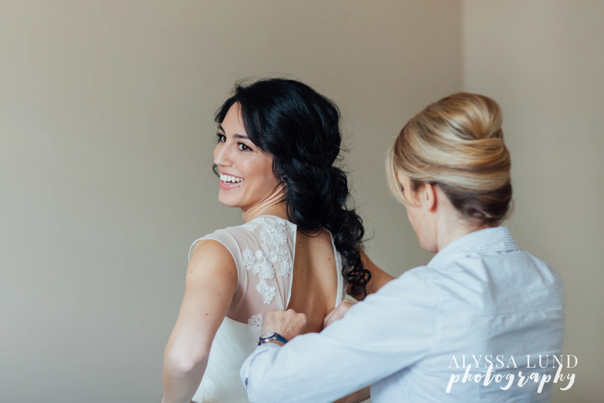 Getting ready wedding photo at the U of M Campus Club