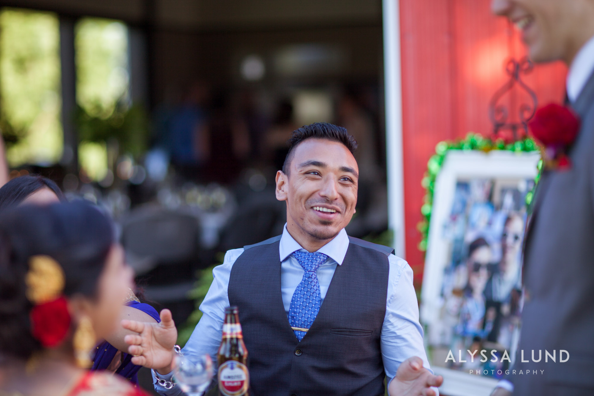 Minneapolis Outdoor Wedding Candids-14