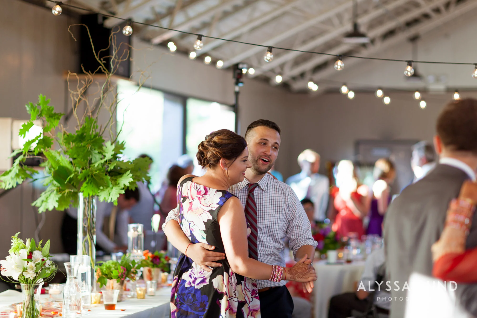 Minneapolis Outdoor Wedding Candids-22