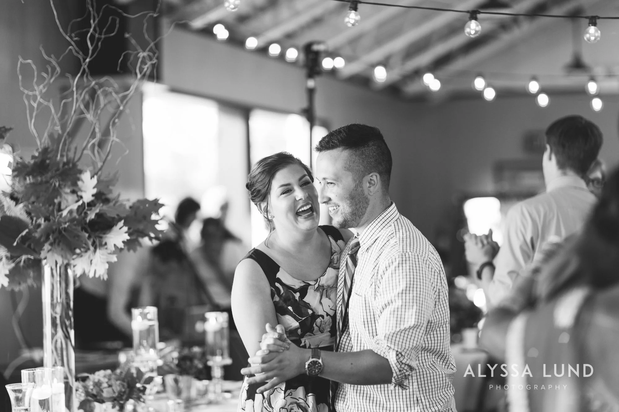 Minneapolis Outdoor Wedding Candids-23