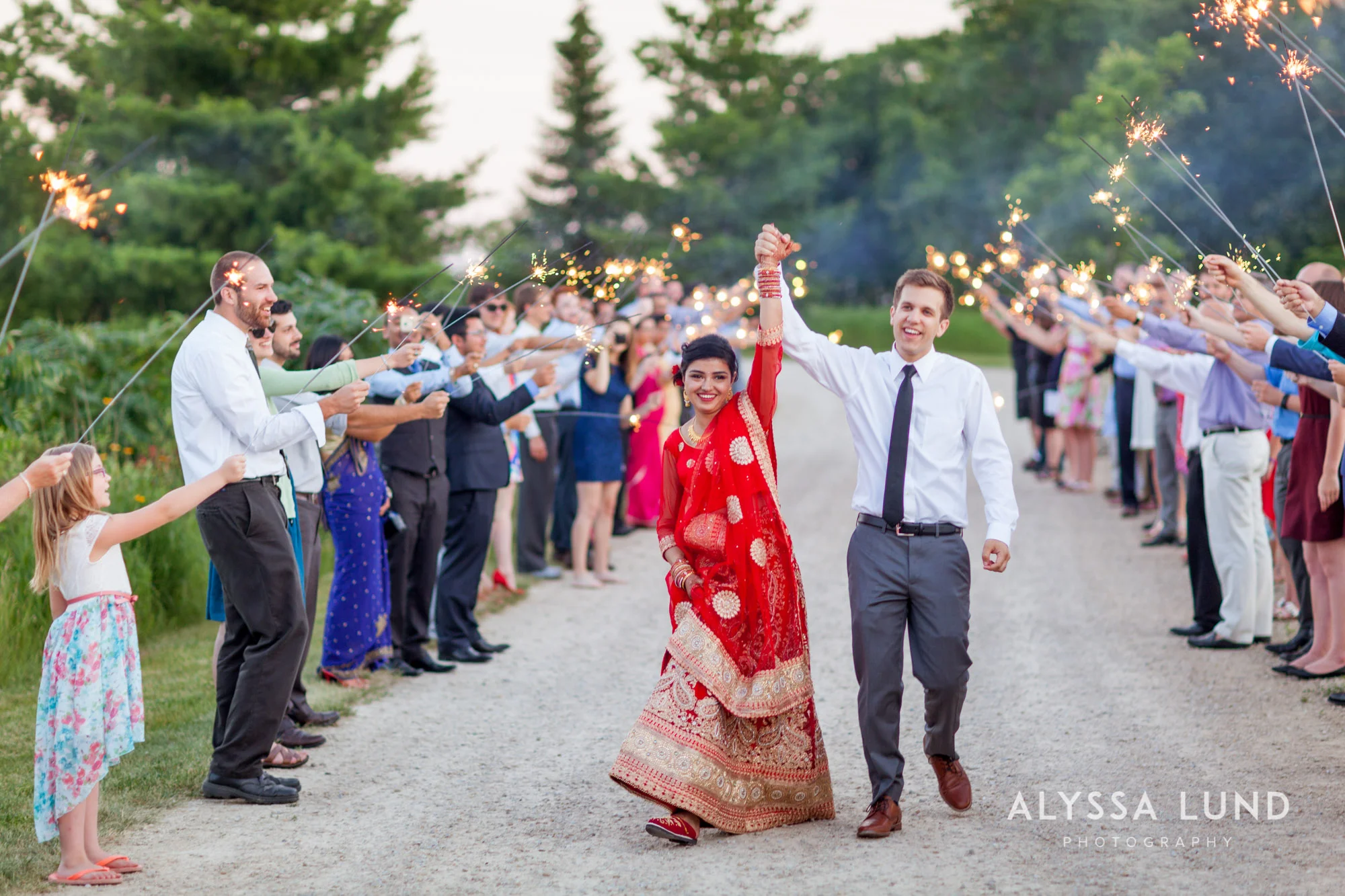 Minneapolis Outdoor Wedding Candids-30