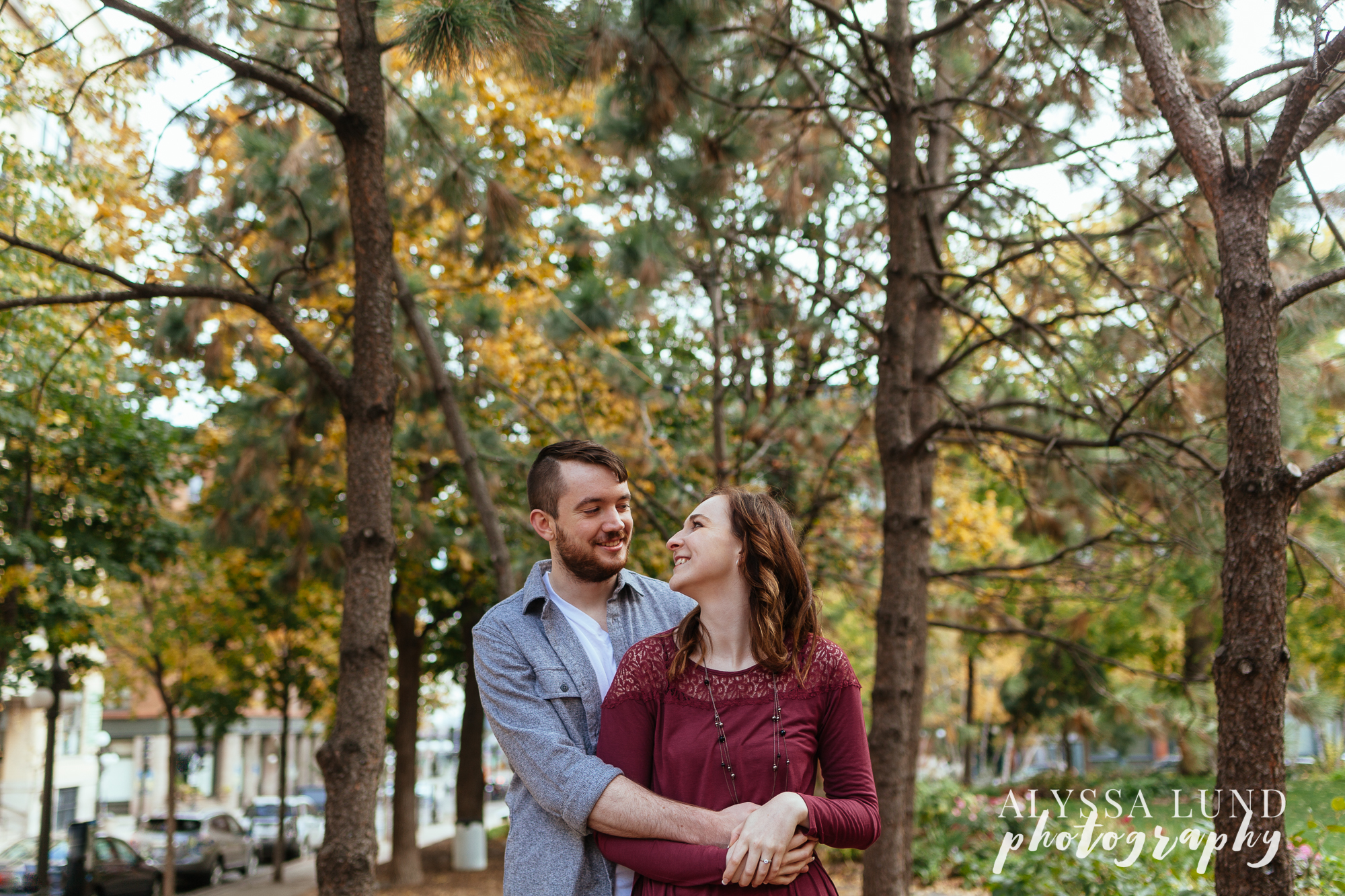 outdoor Minneapolis wedding photography