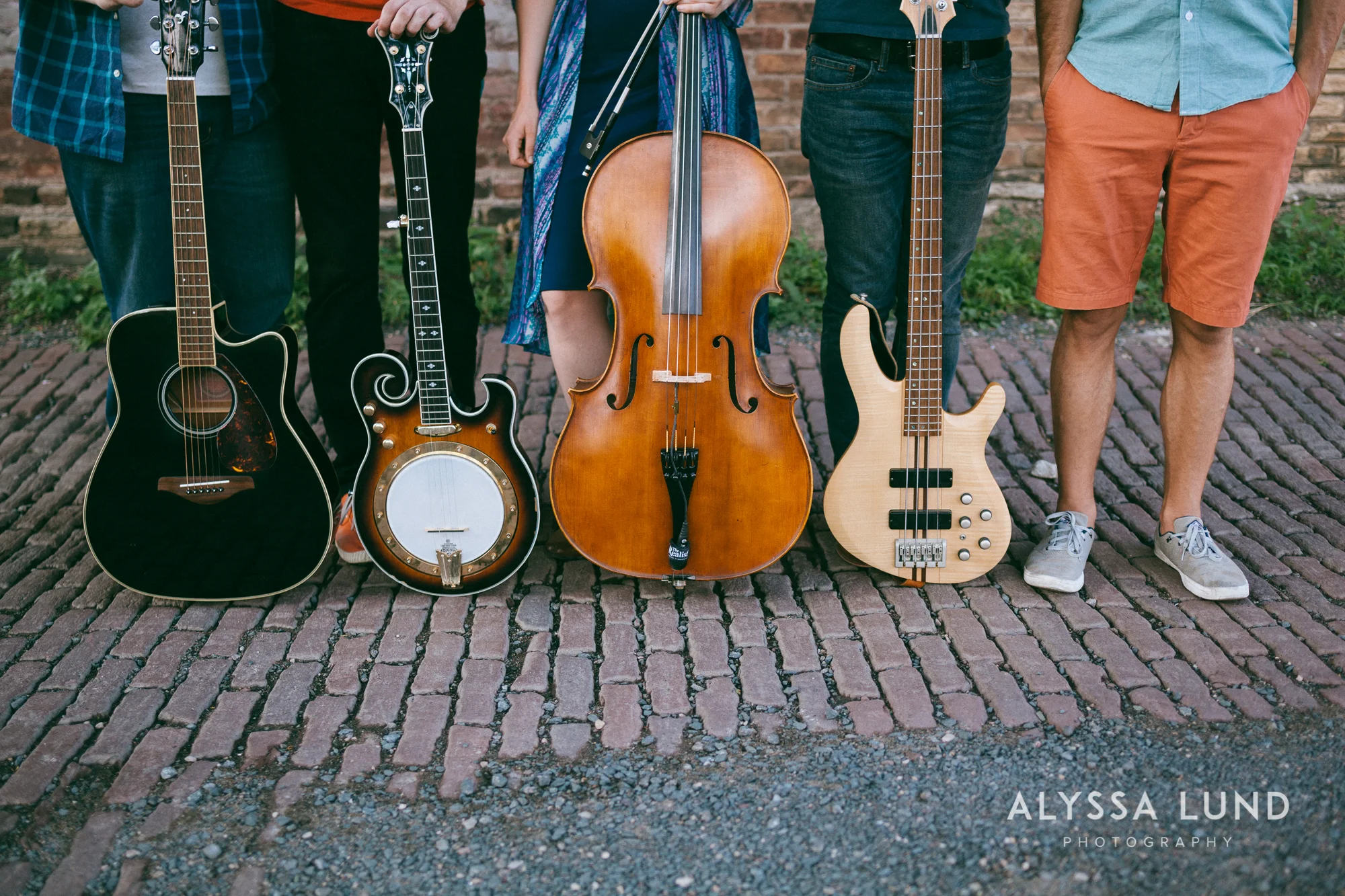 Minneapolis Creative Wedding Party Photos-02