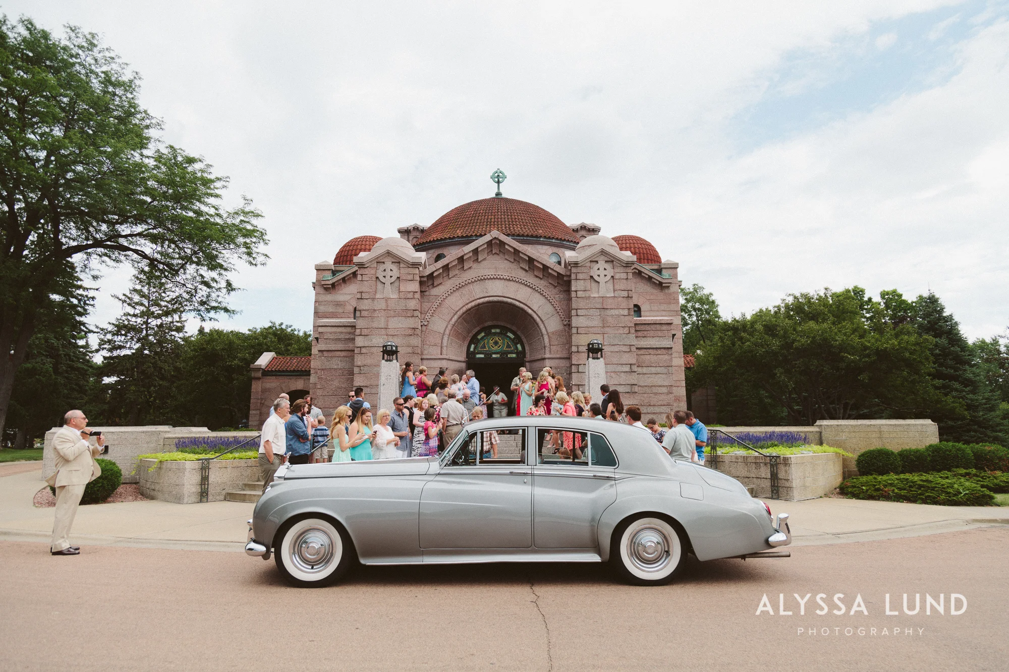 Minnesota Backyard Wedding-09