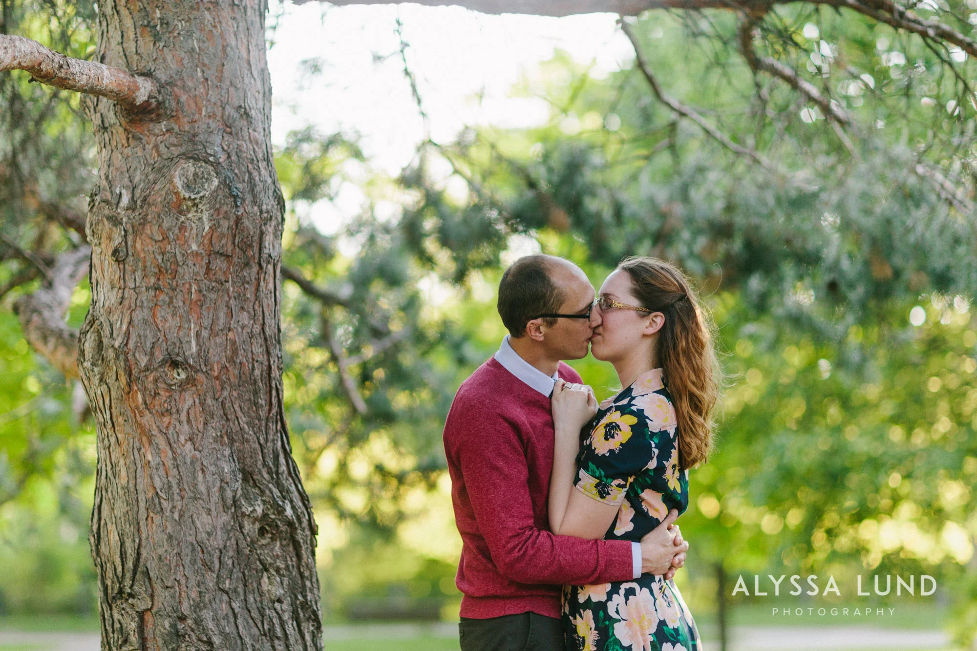 St.-Anthony-Main-Engagement-Session-14.jpg