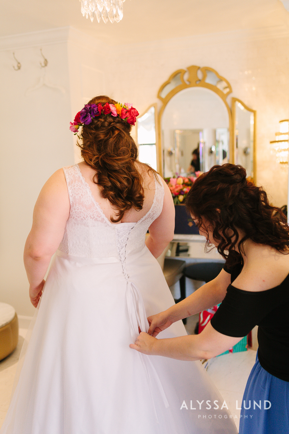 Science Museum of Minnesota Wedding by Alyssa Lund Photography-07.jpg