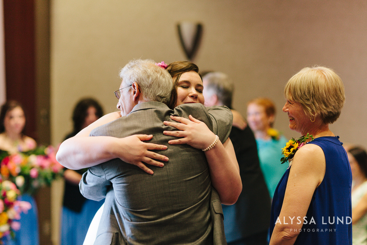 Science Museum of Minnesota Wedding by Alyssa Lund Photography-21.jpg