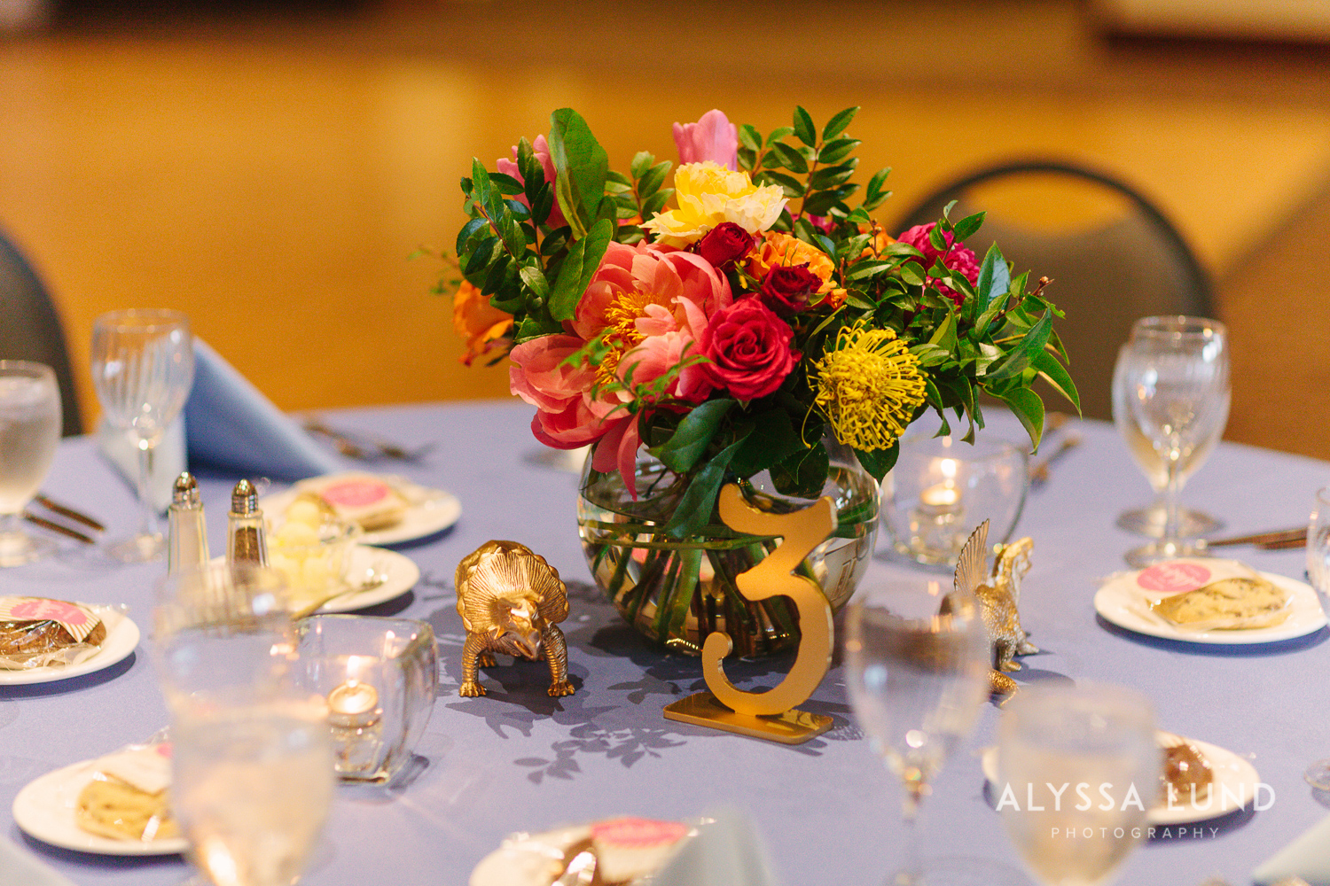 Science Museum of Minnesota Wedding by Alyssa Lund Photography-32.jpg