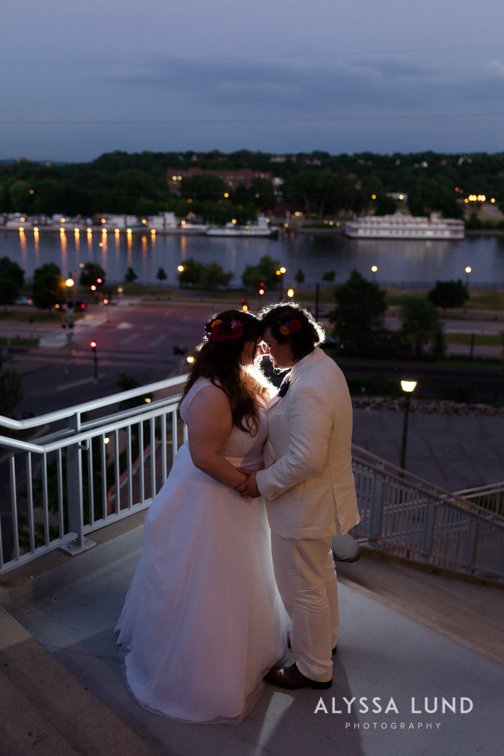 Science Museum of Minnesota Wedding by Alyssa Lund Photography-40.jpg