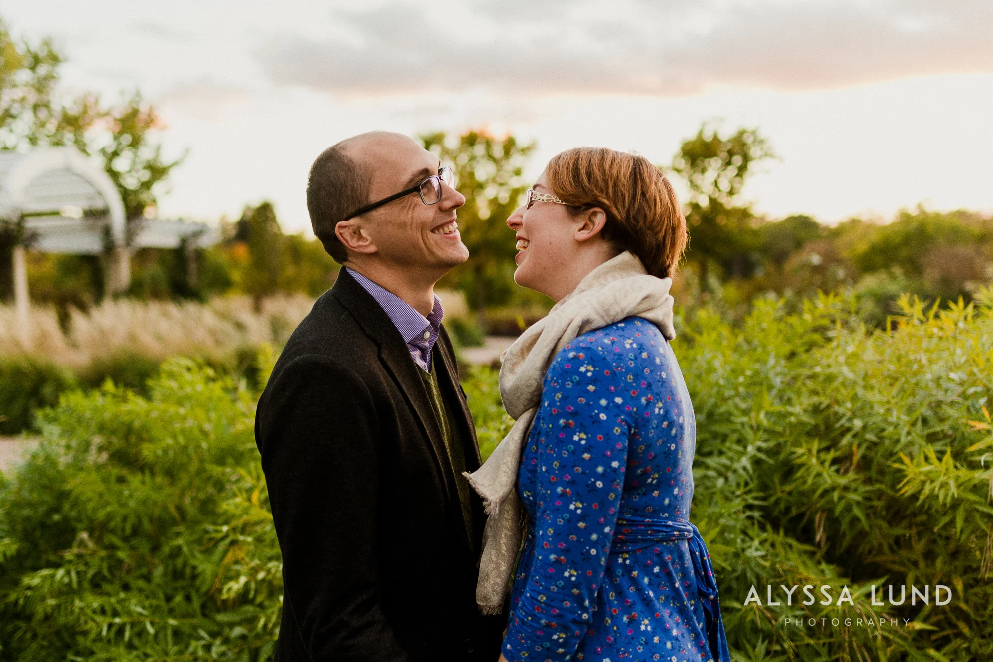 Fall couple portraits in Minneapolis-13.jpg