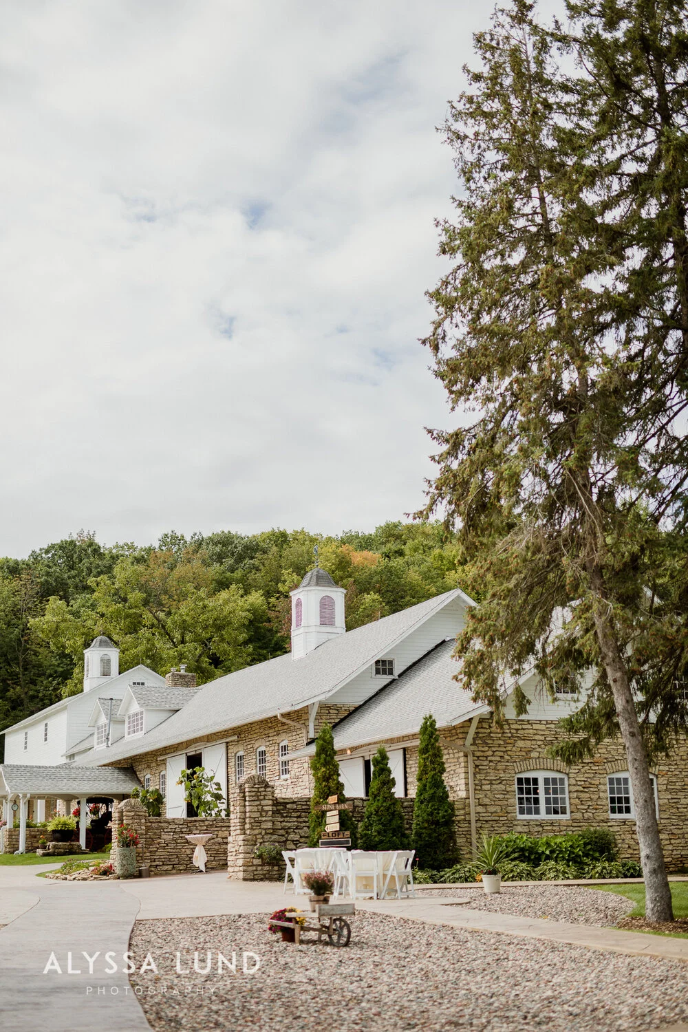 Mayowood Stone Barn Wedding-01.jpg
