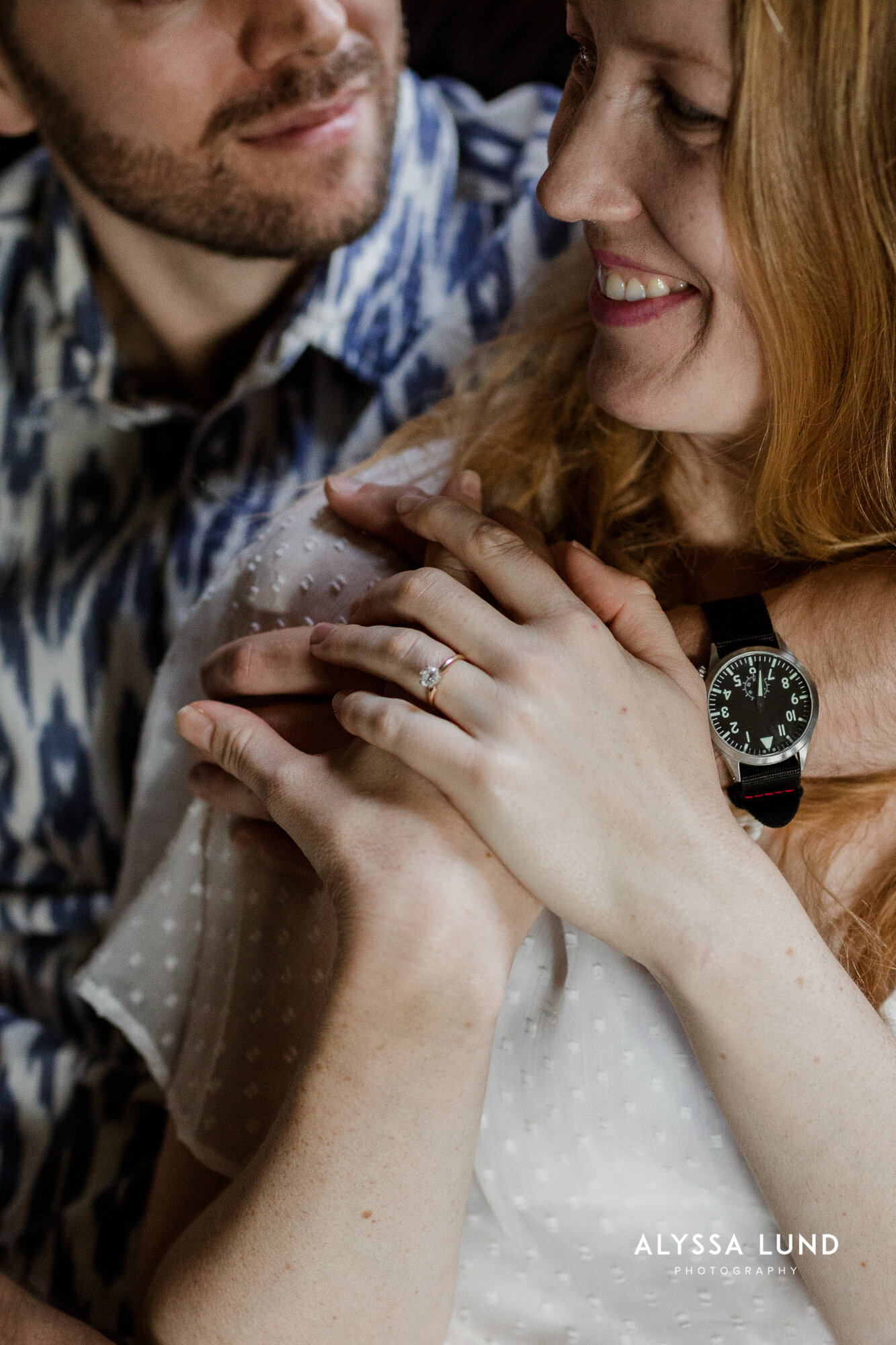 Minneapolis relaxed engagement photography-10.jpg