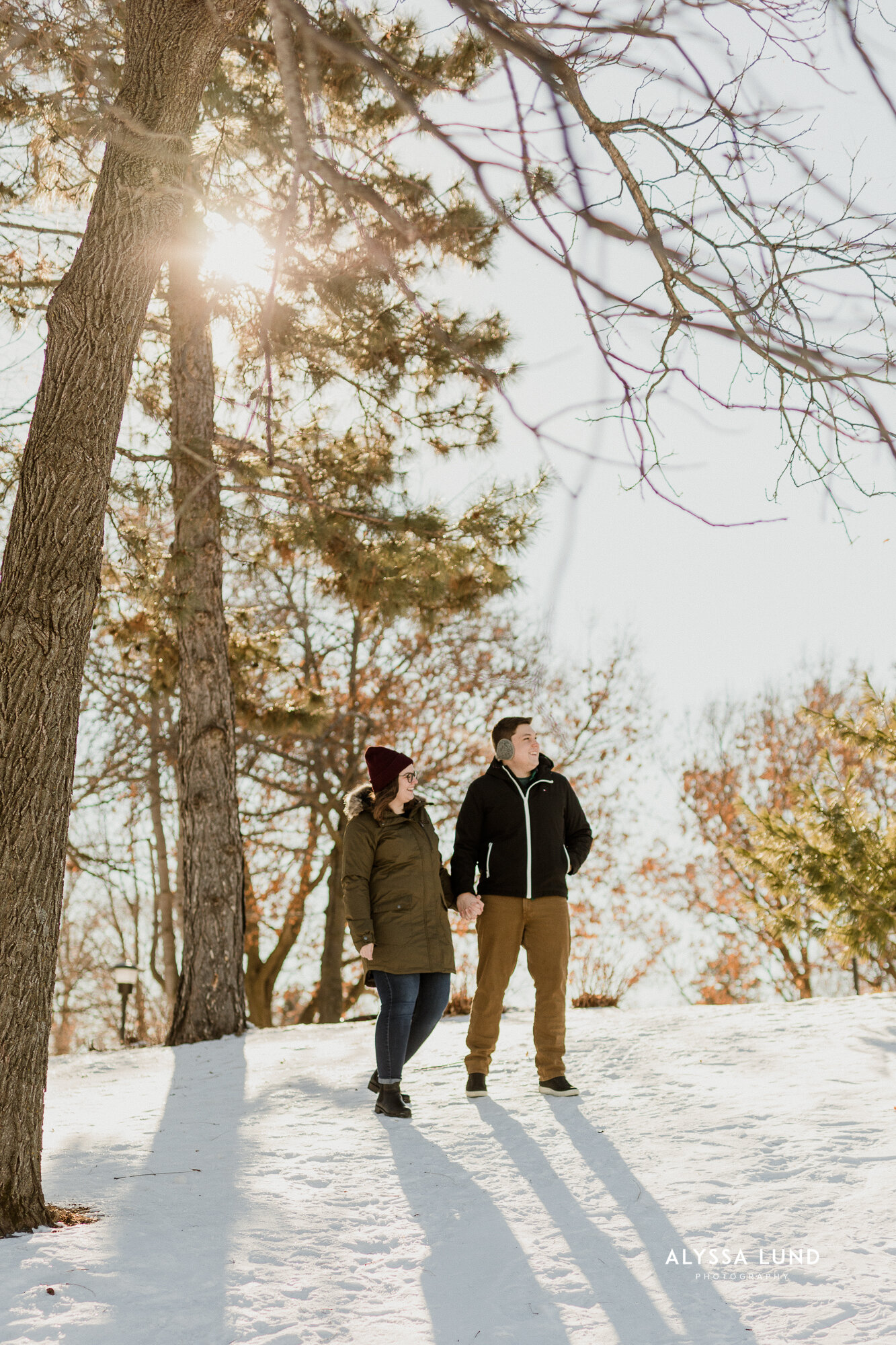 Minnesota outdoor engagement photography in the winter-1.jpg