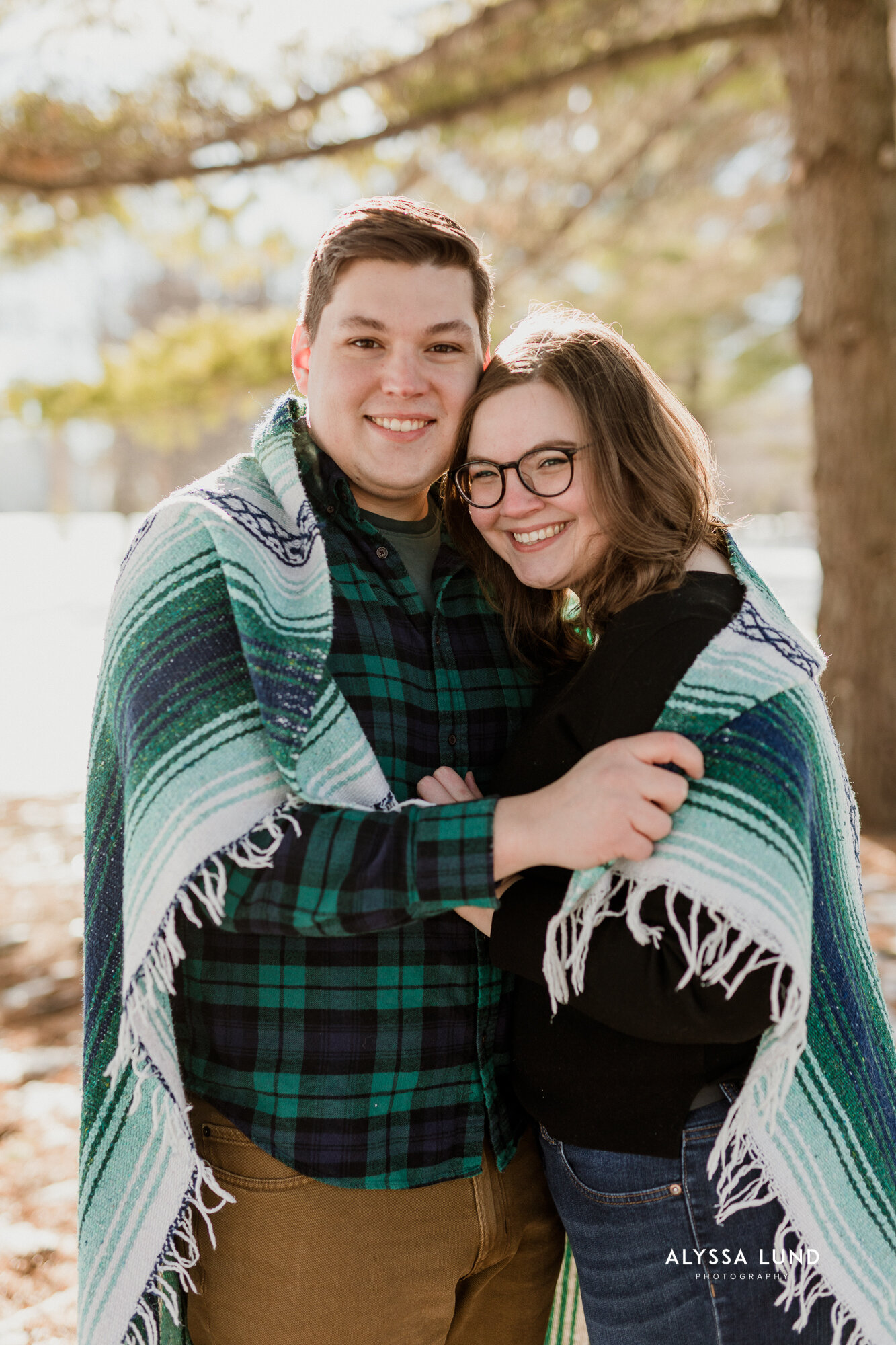 Minnesota outdoor engagement photography in the winter-6.jpg