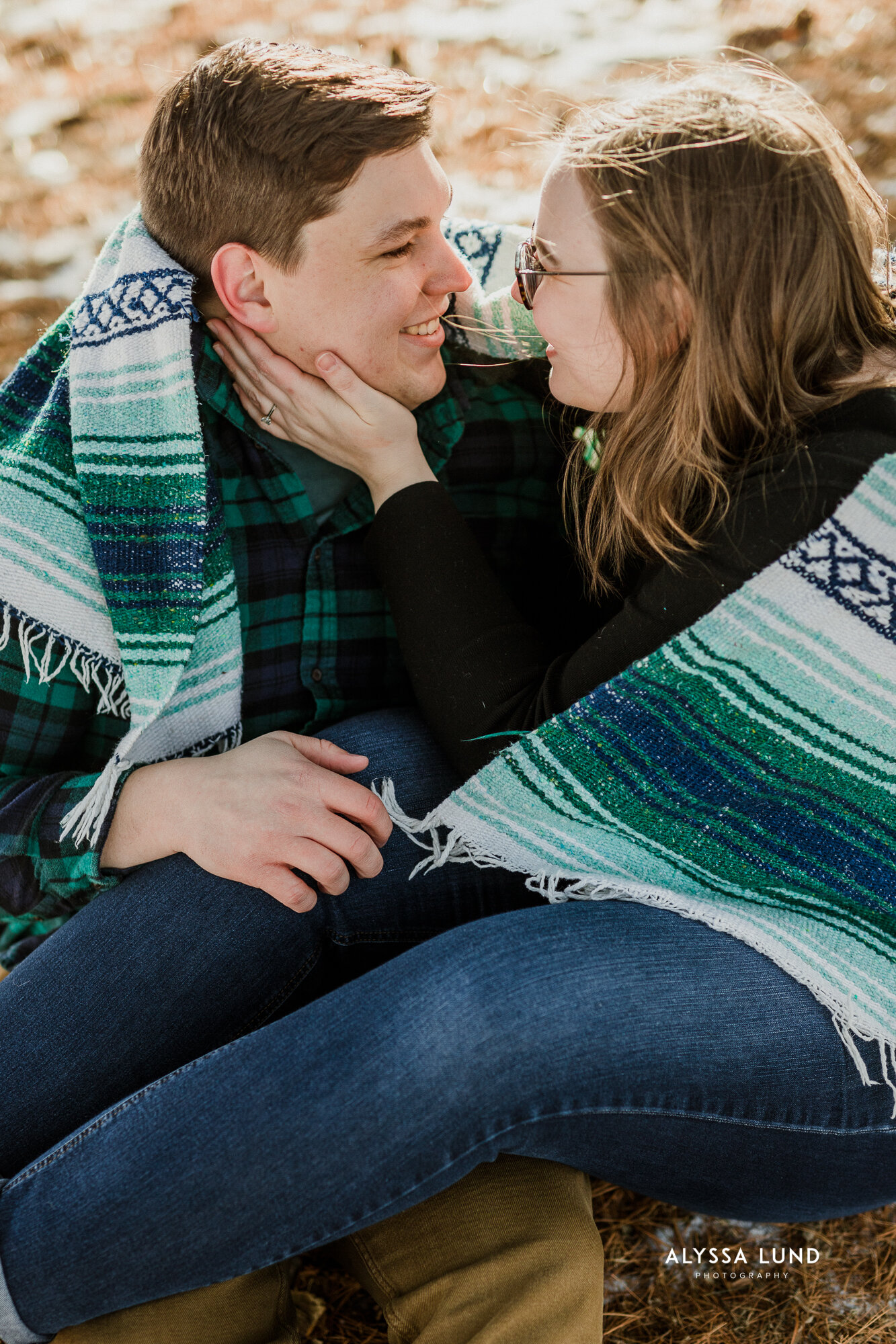 Minnesota outdoor engagement photography in the winter-7.jpg