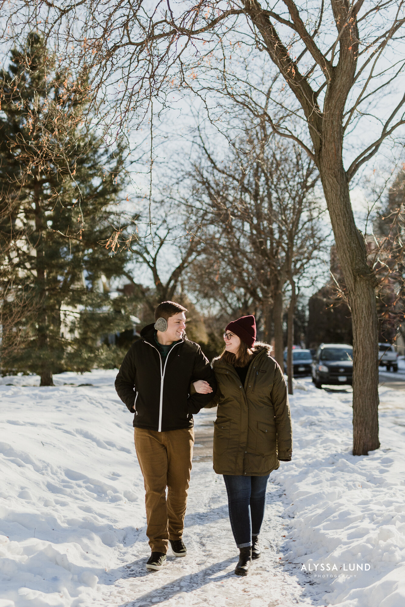 Minnesota outdoor engagement photography in the winter-12.jpg