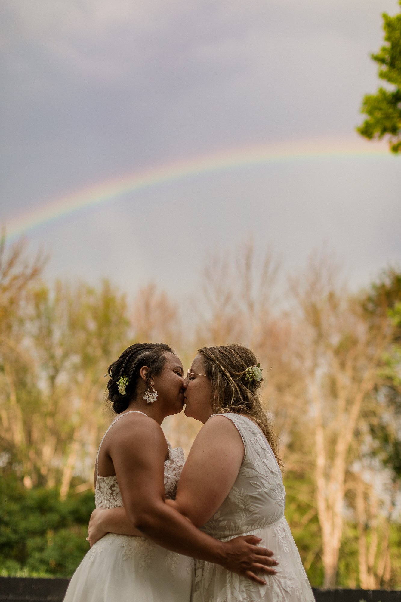 Minnesota outdoor LGBTQ+ wedding photography-81.jpg