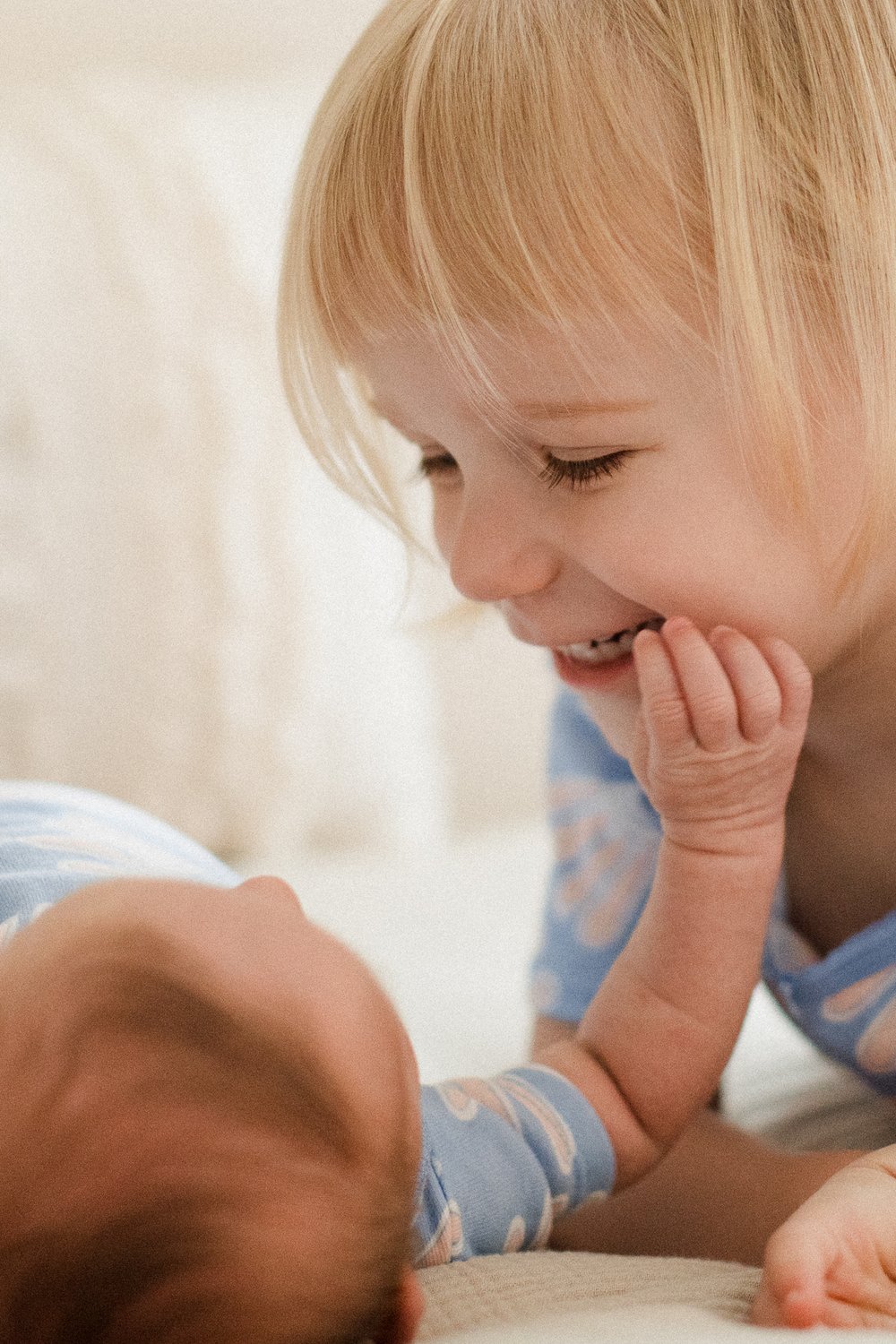 Minnesota lifestyle newborn photography-08.jpg