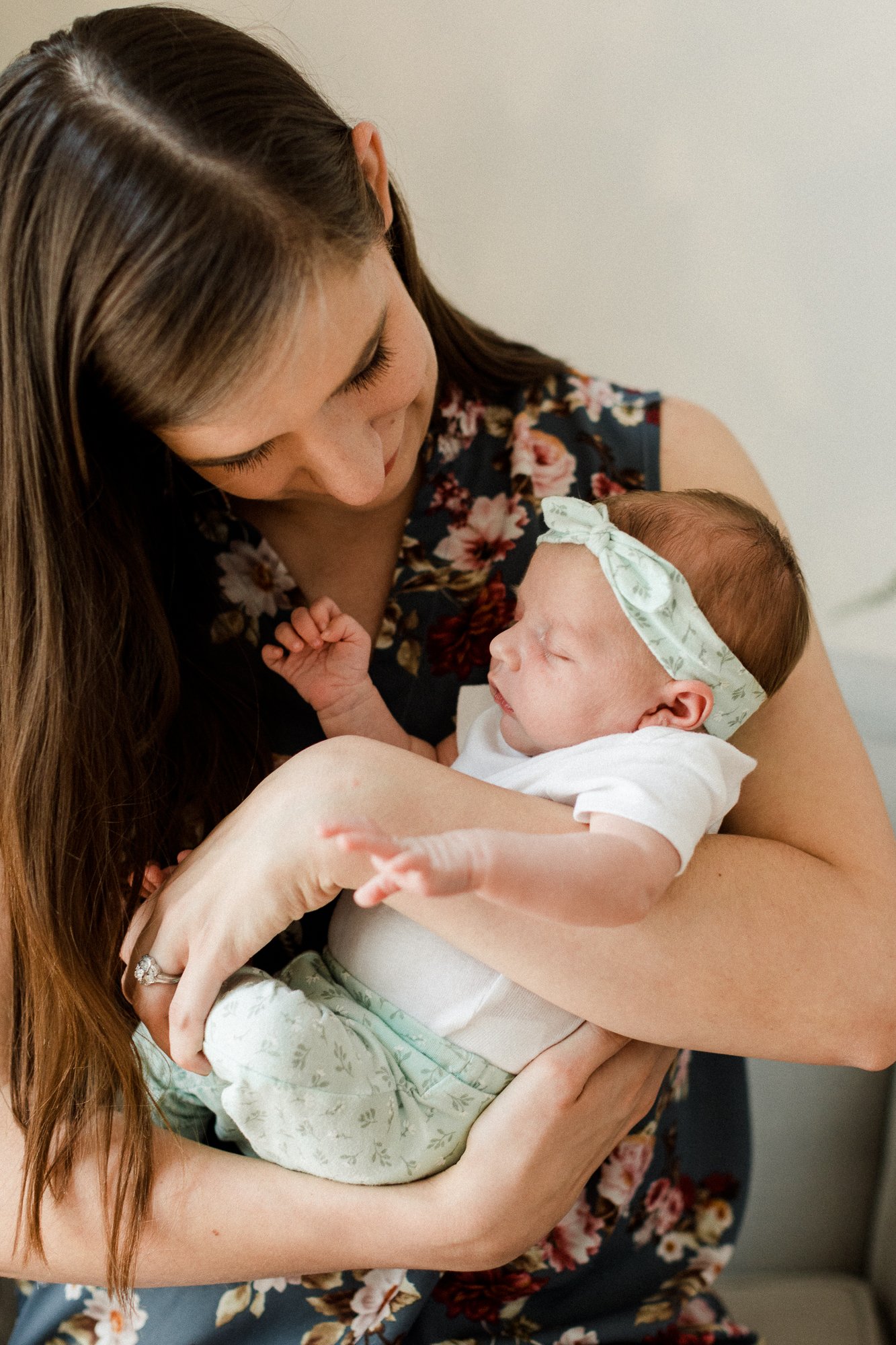 Minnesota lifestyle newborn photography-37.jpg