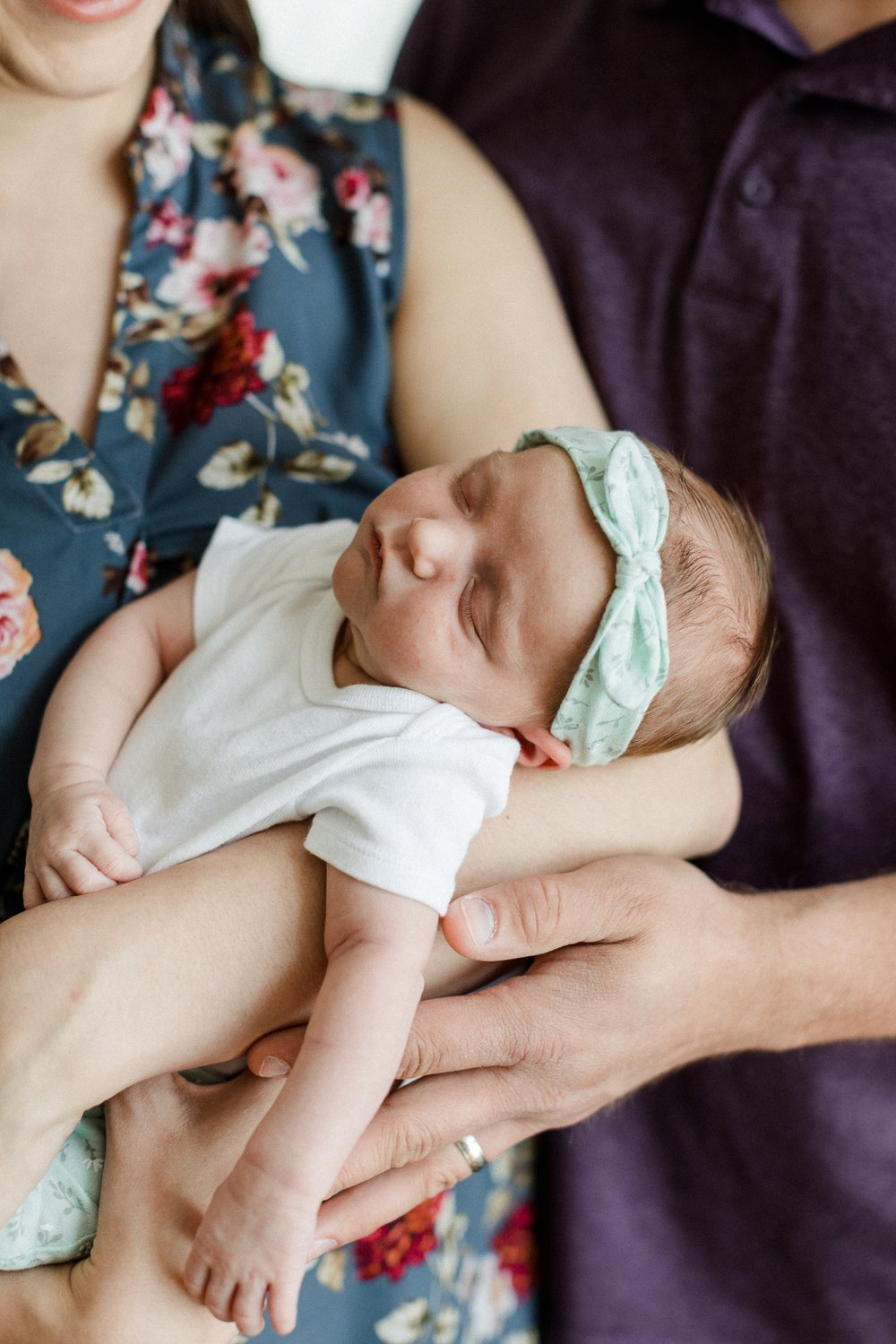 Minnesota lifestyle newborn photography-40.jpg