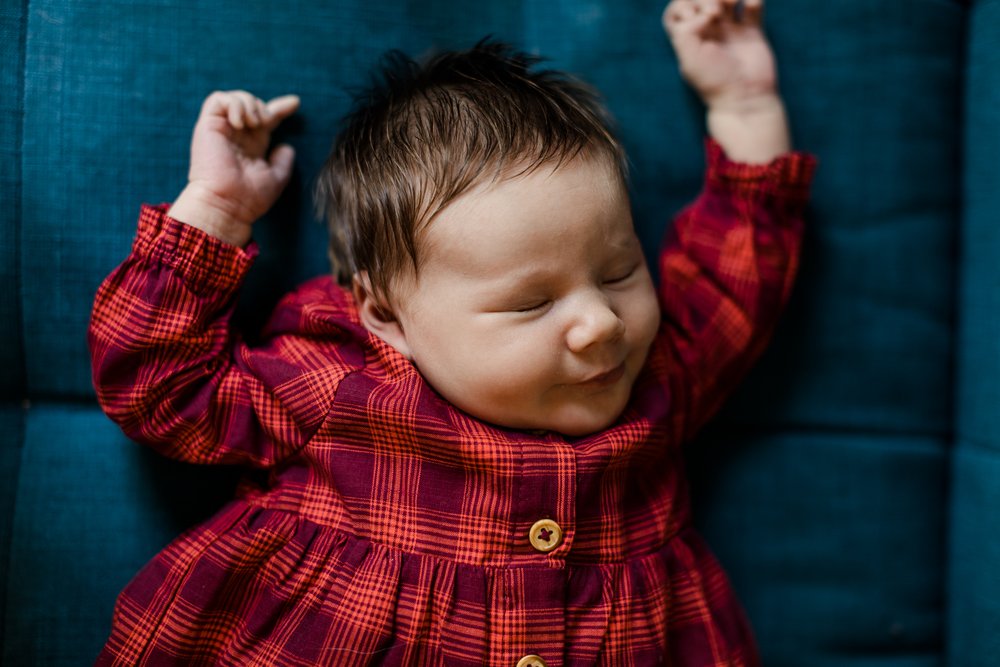 Minneapolis lifestyle home newborn photography by Alyssa Lund Photography-12.jpg