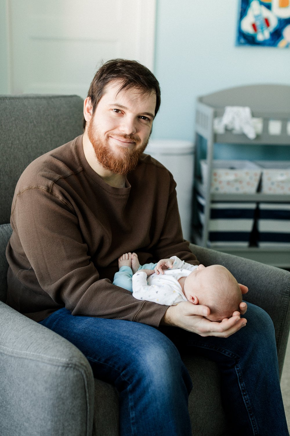 lifestyle in home newborn session Minneapolis-23.jpg