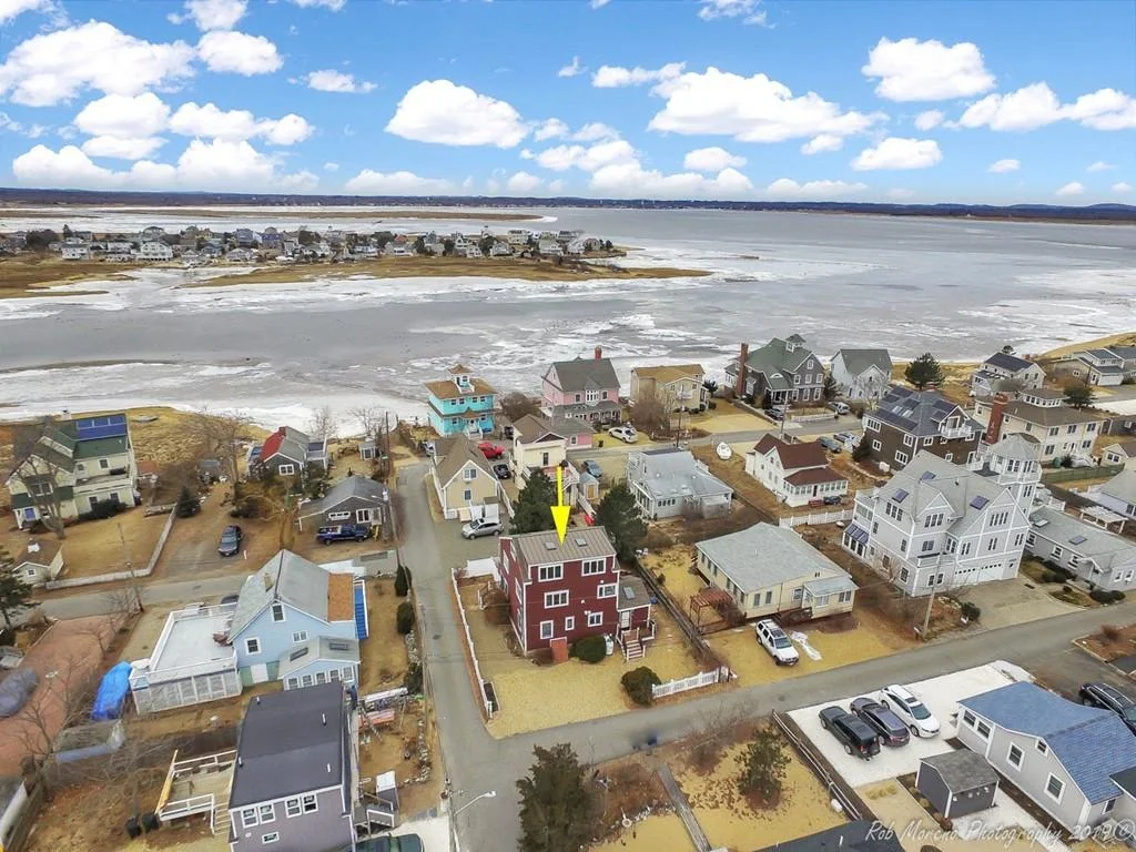 14 64th Street, Plum Island