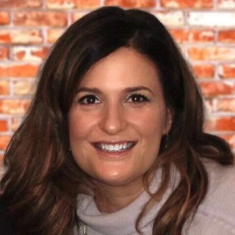 Suzanne Romvos