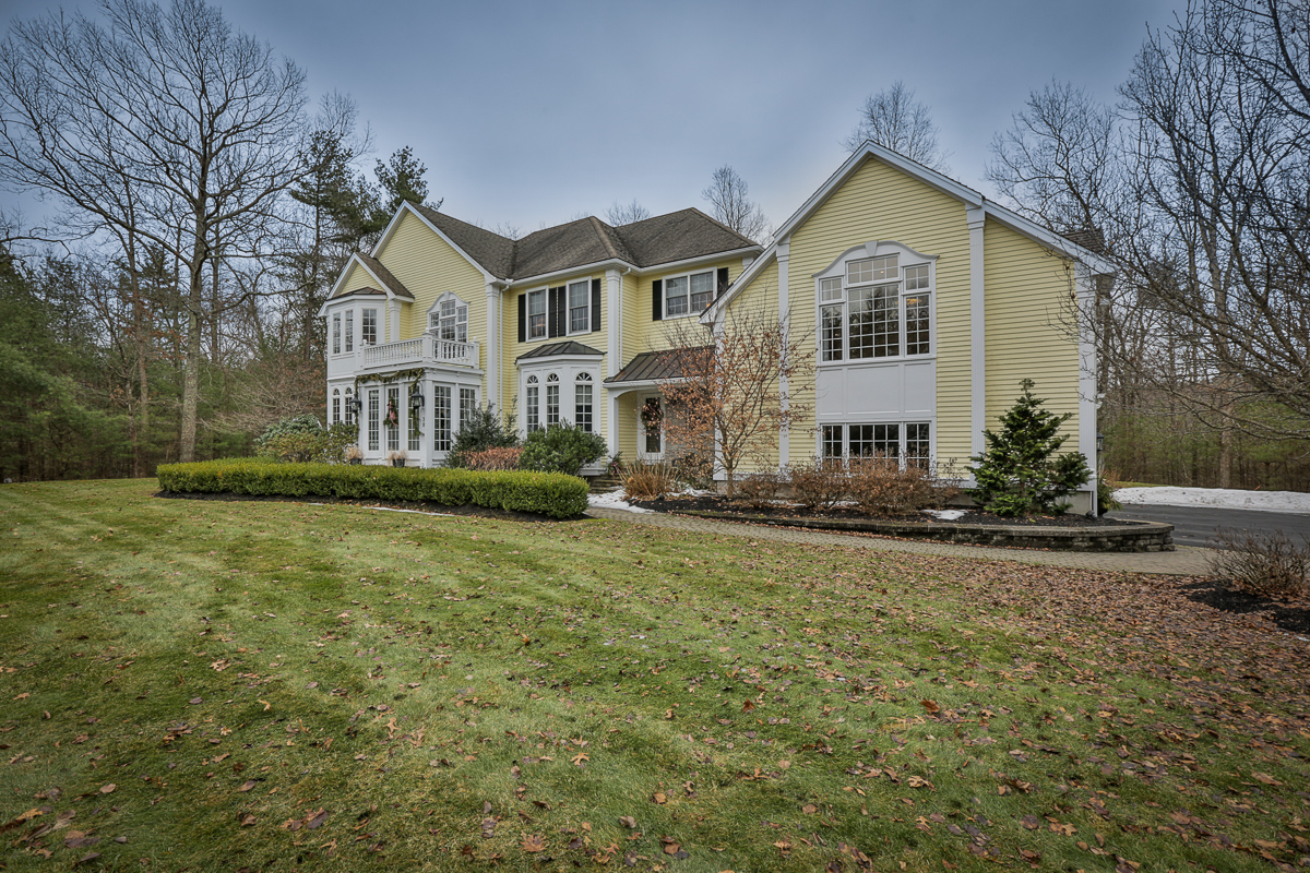 32 Empire Drive North Andover - $539,000 - Multiple offers presented