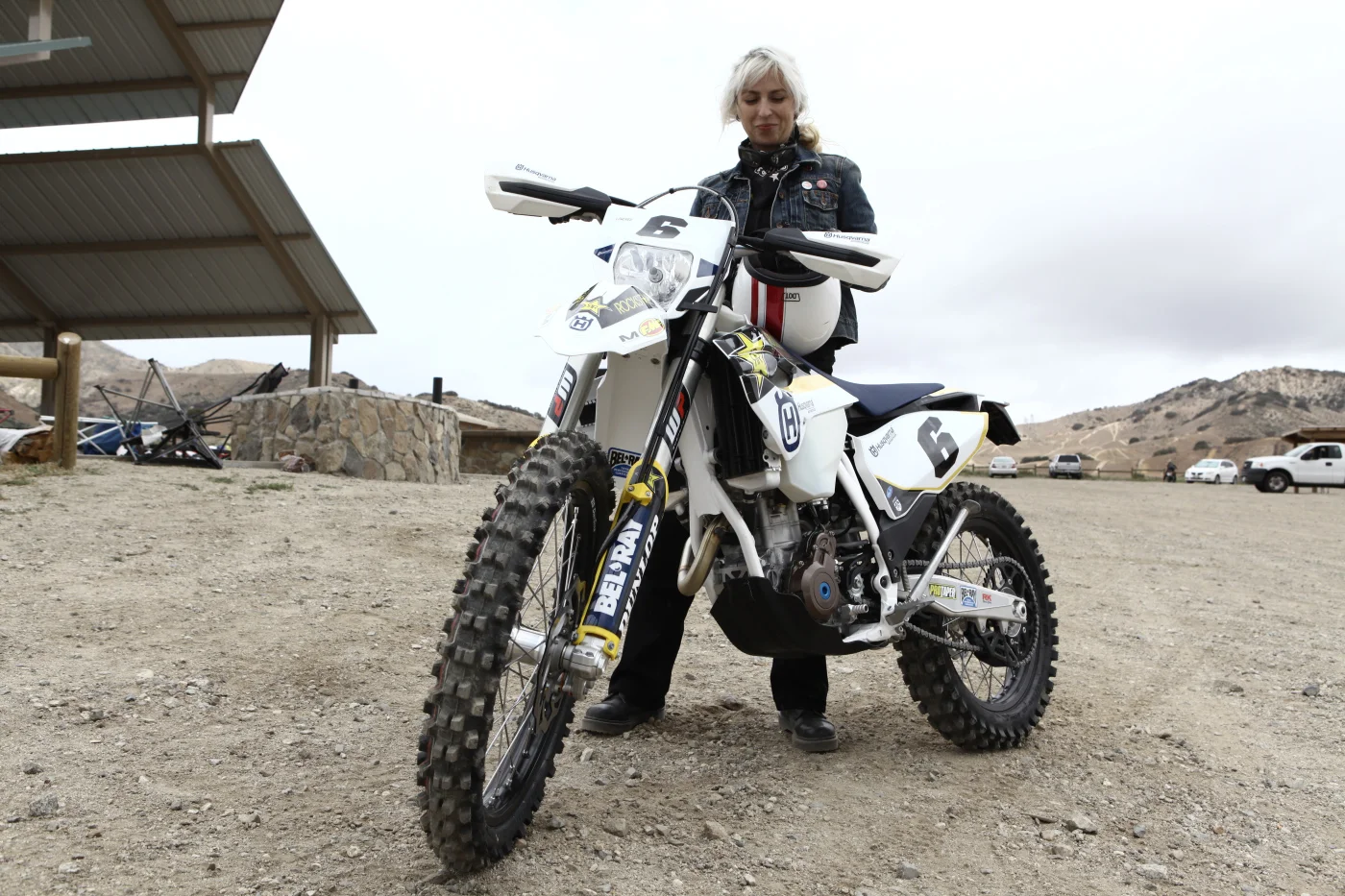 Babes in the Dirt_1345.jpg
