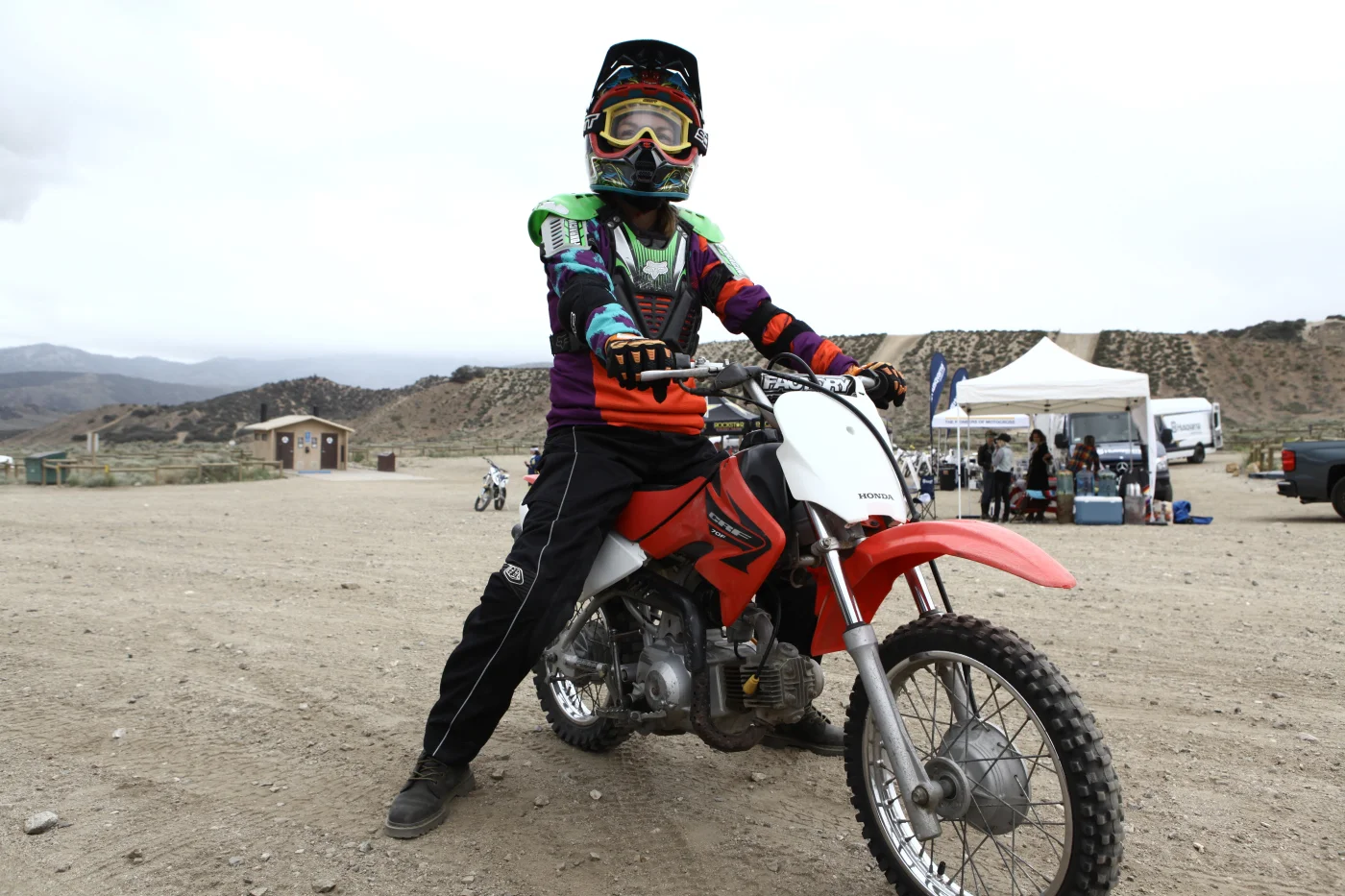 Babes in the Dirt_1391.jpg