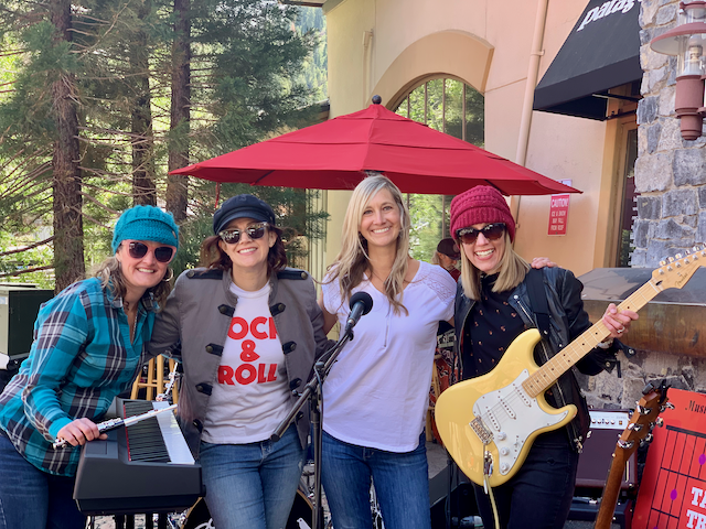 Pizza on the Hill with the Steel Sparrows