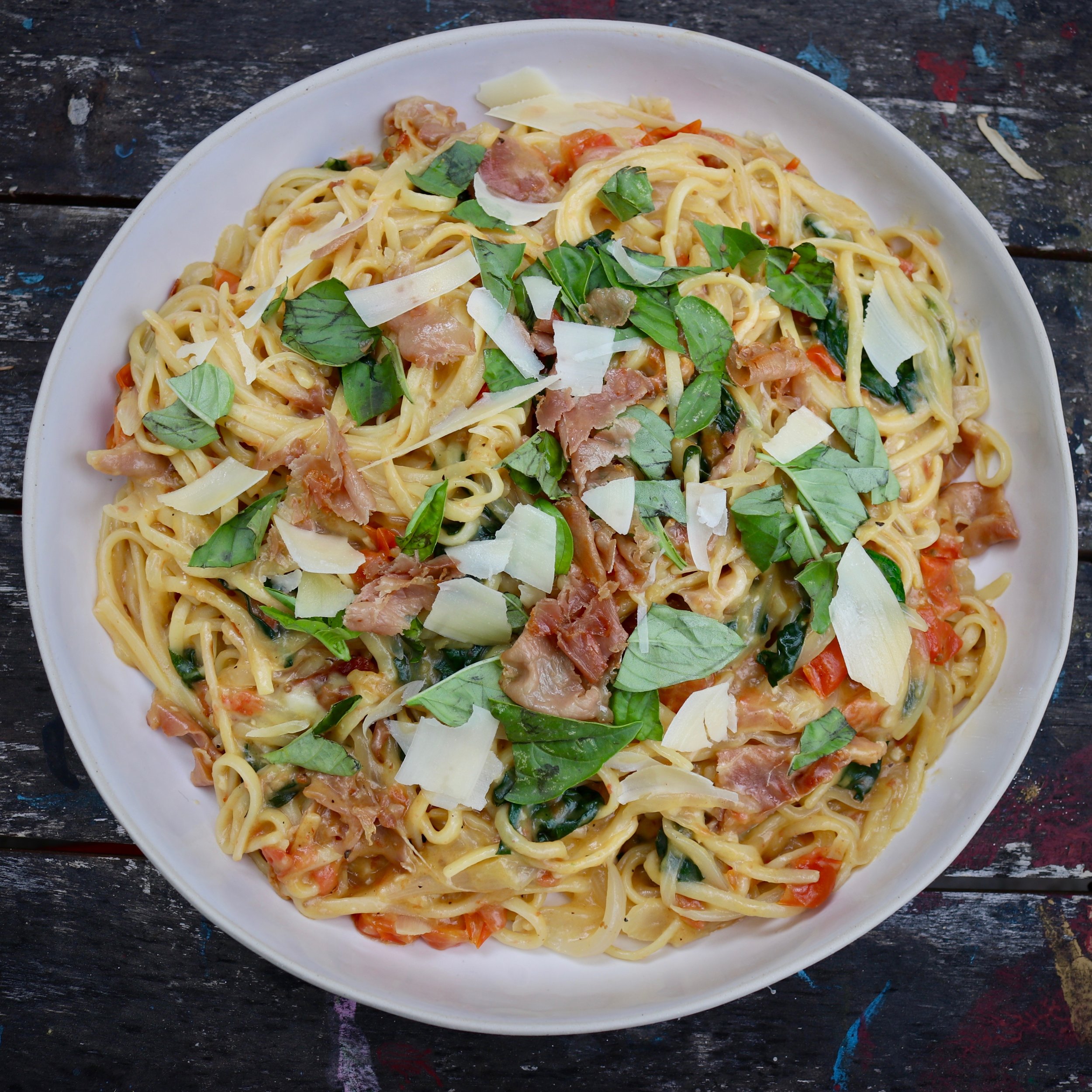 One-Pot Spinach and Prosciutto Pasta