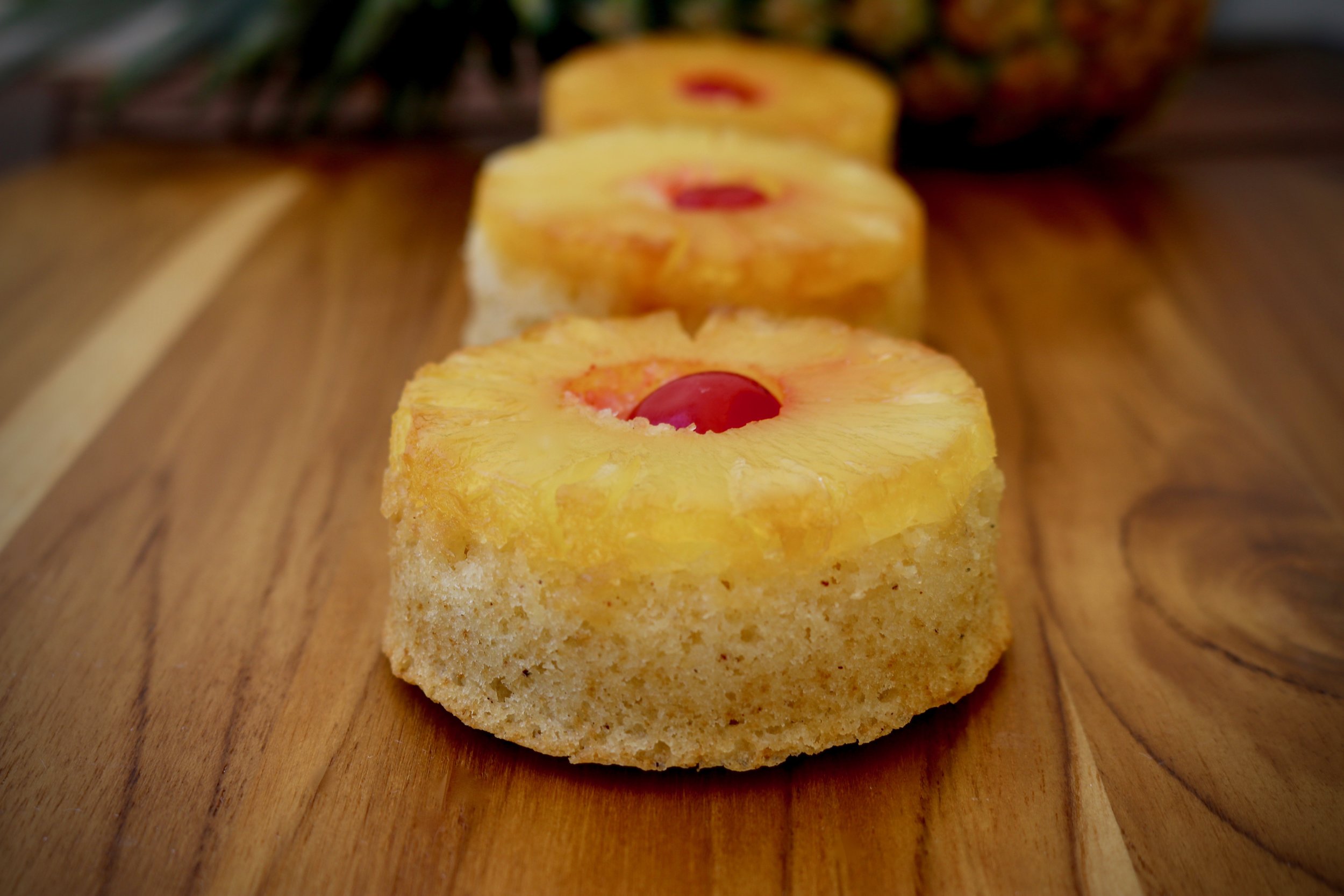 Upside Down Pineapple Mini-Cakes 