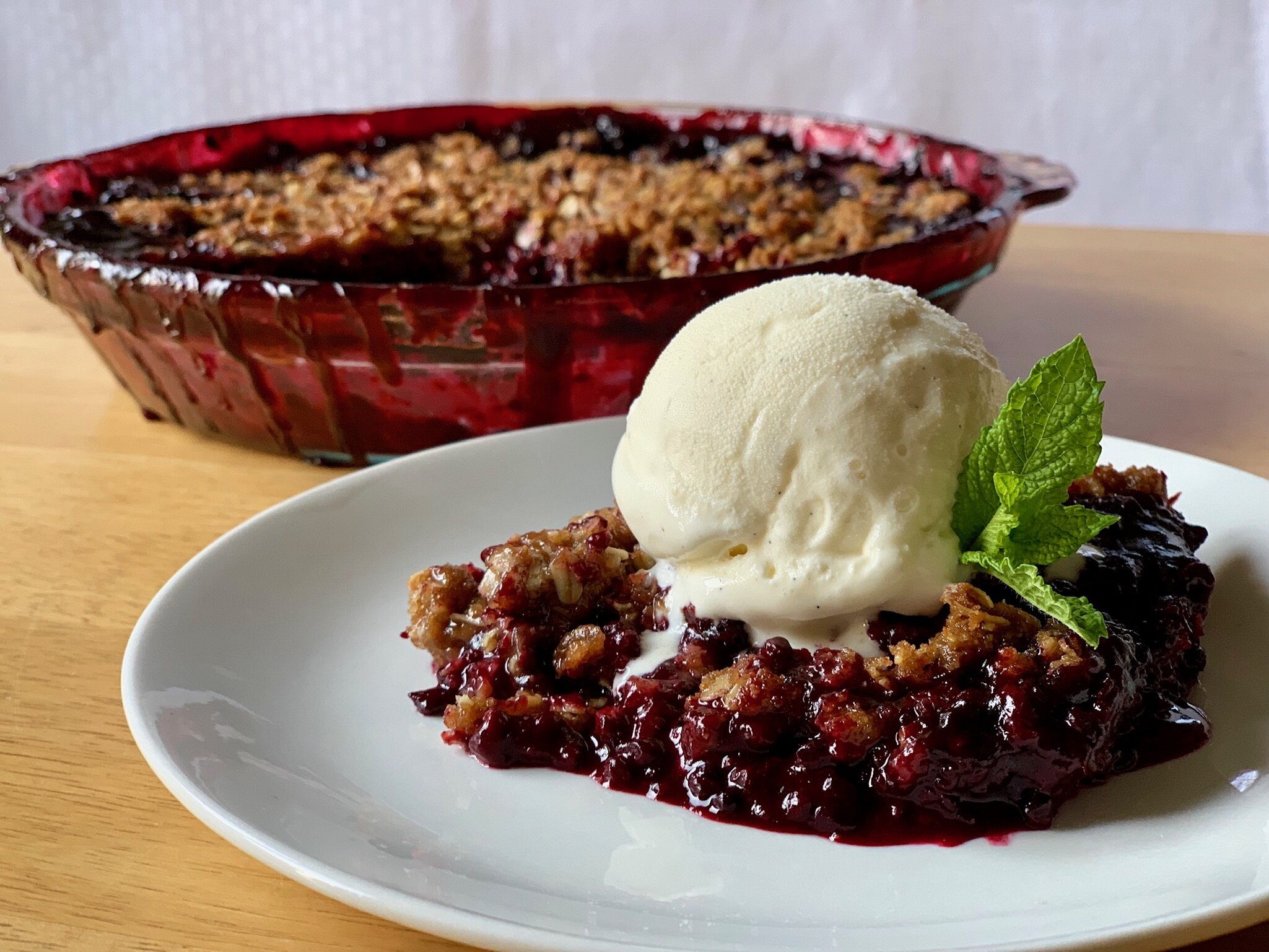 Blackberry Crisp