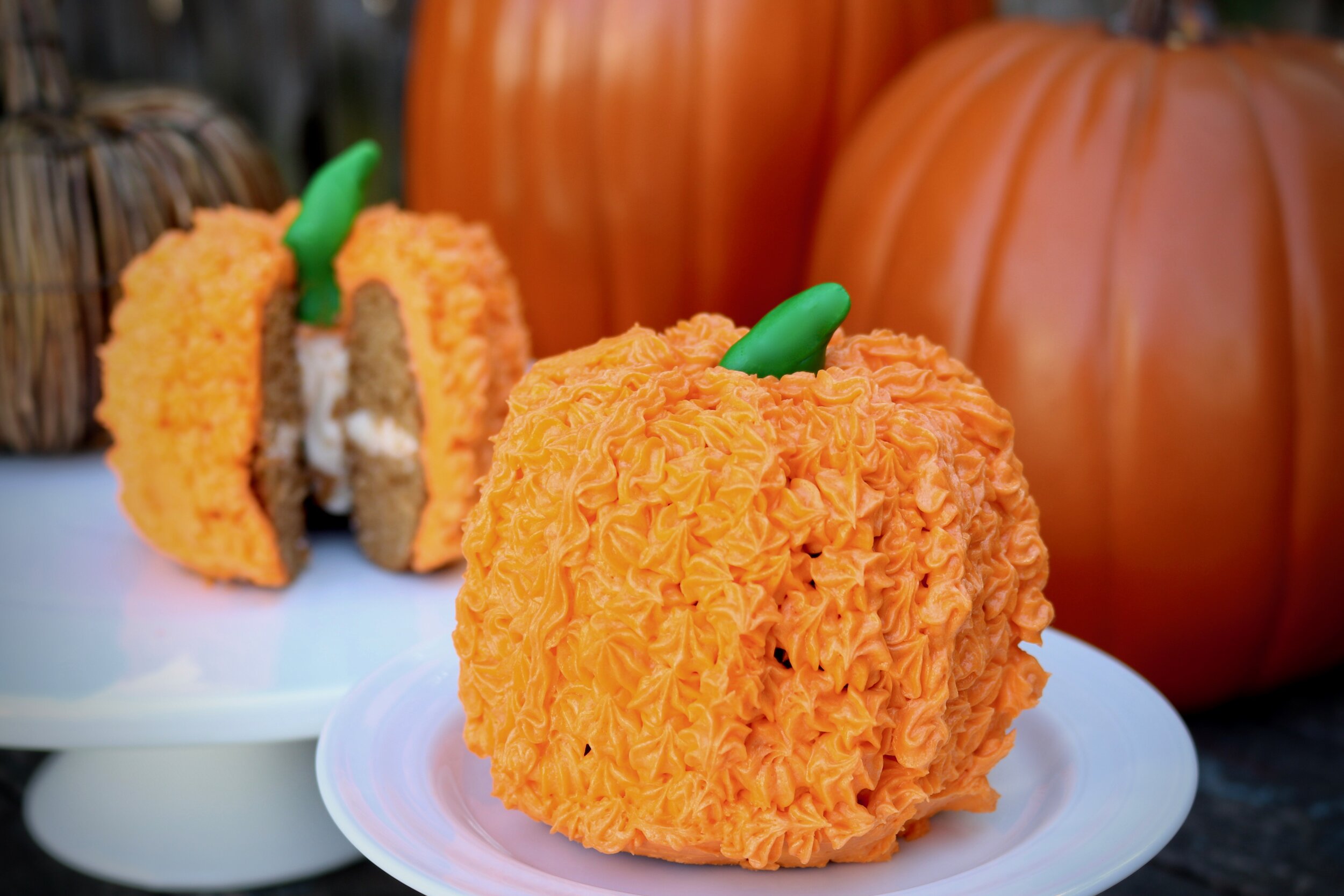 Spice Cake Mini-Pumpkins