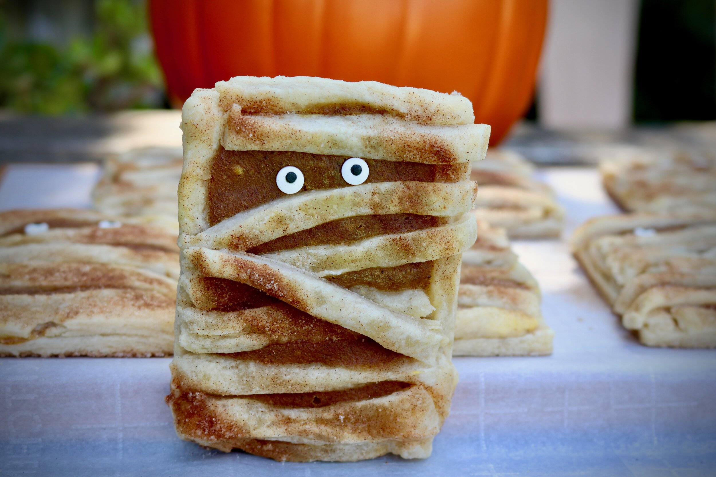 Pumpkin Mummy Pies