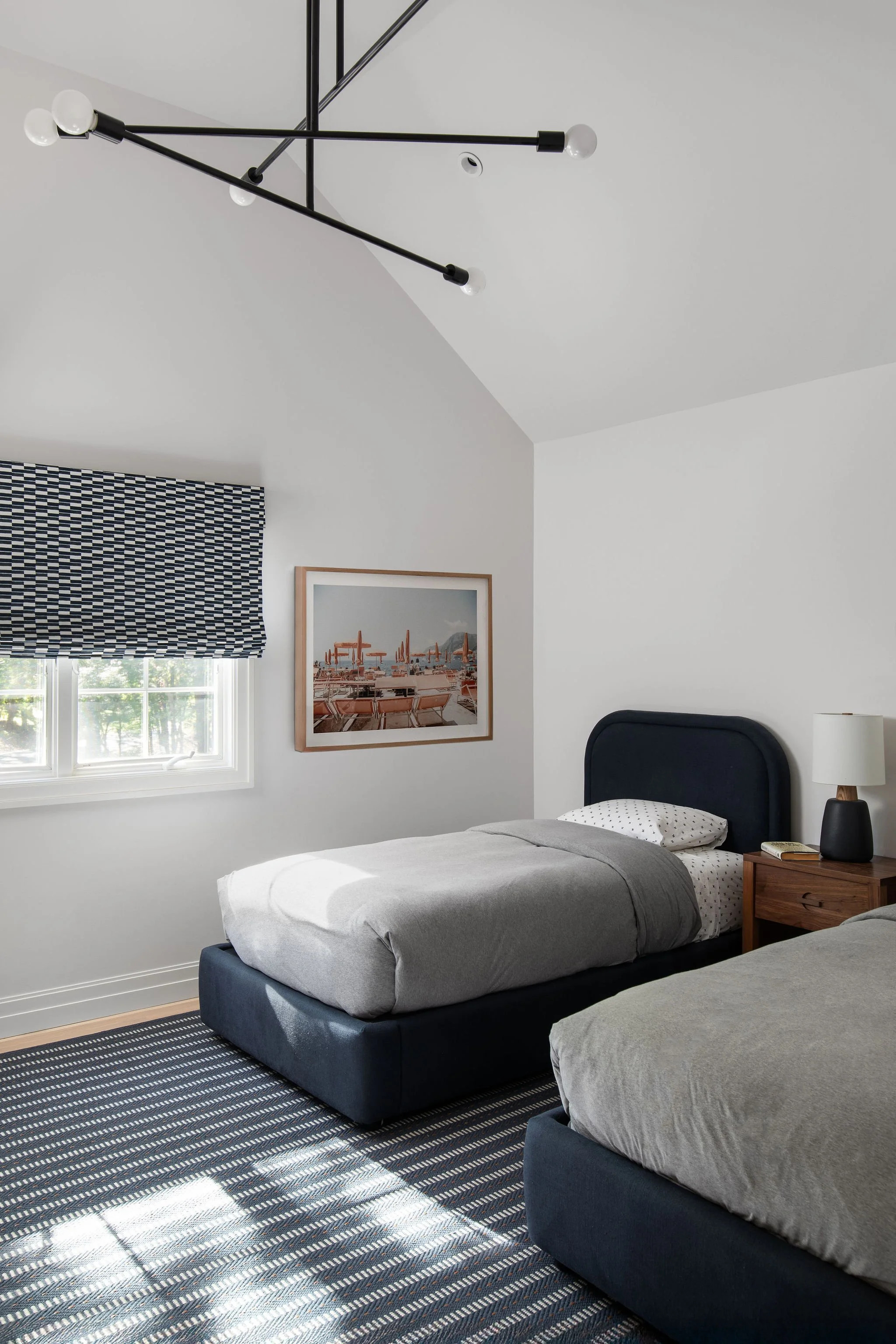 Holly-Place-East-Hampton-NY-2025-6.jpg