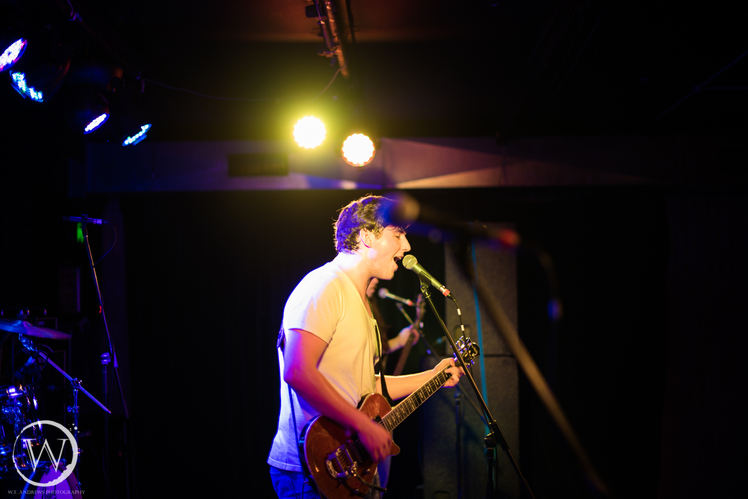 NewGlobe22-12-17 (17 of 23)-2.jpg