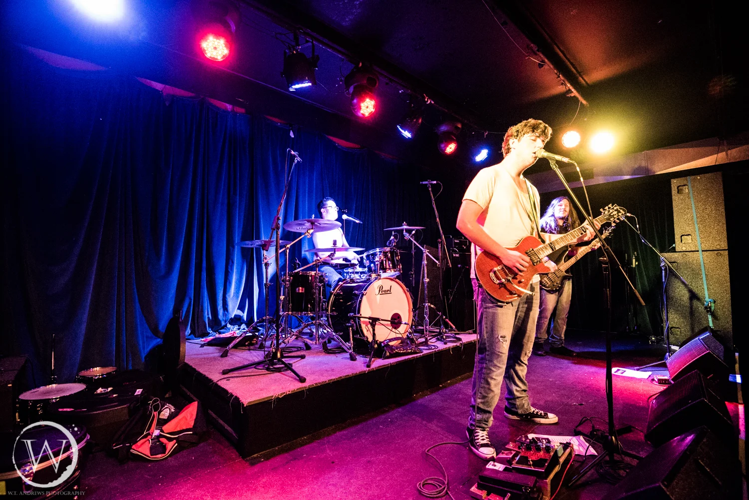 NewGlobe22-12-17 (23 of 23)-2.jpg