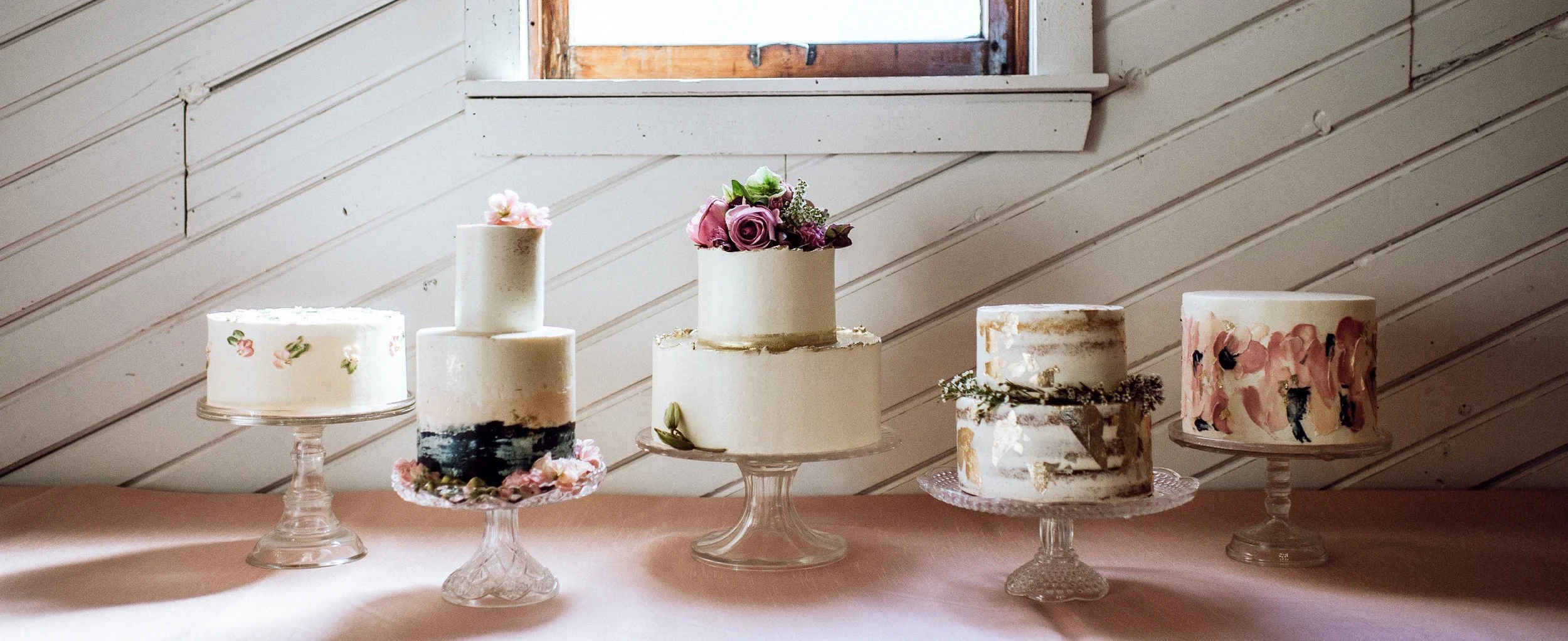 Chic:rustic:boho:blush:navy:gold:cake:spread.jpg