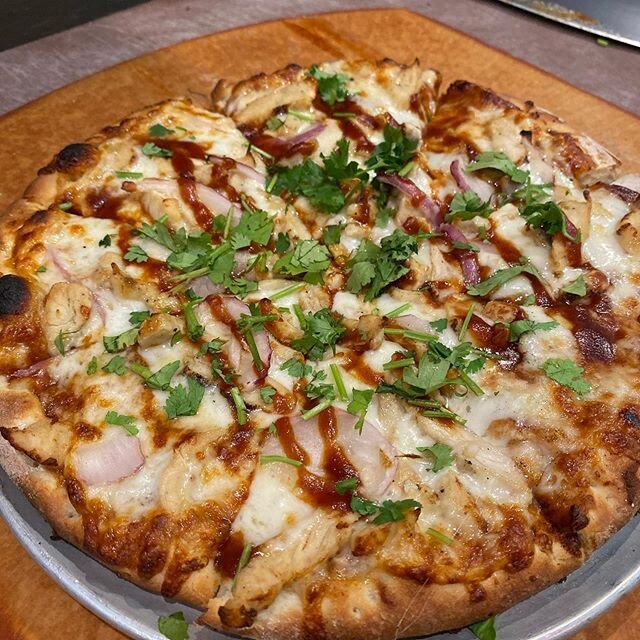 Happy Pi(e) Day! #motherclucker #pizzaforrealgs #notyourmamaspie #downtownsanjose #pizza #beer #bbqchickenpizza #cilantro #sjsu