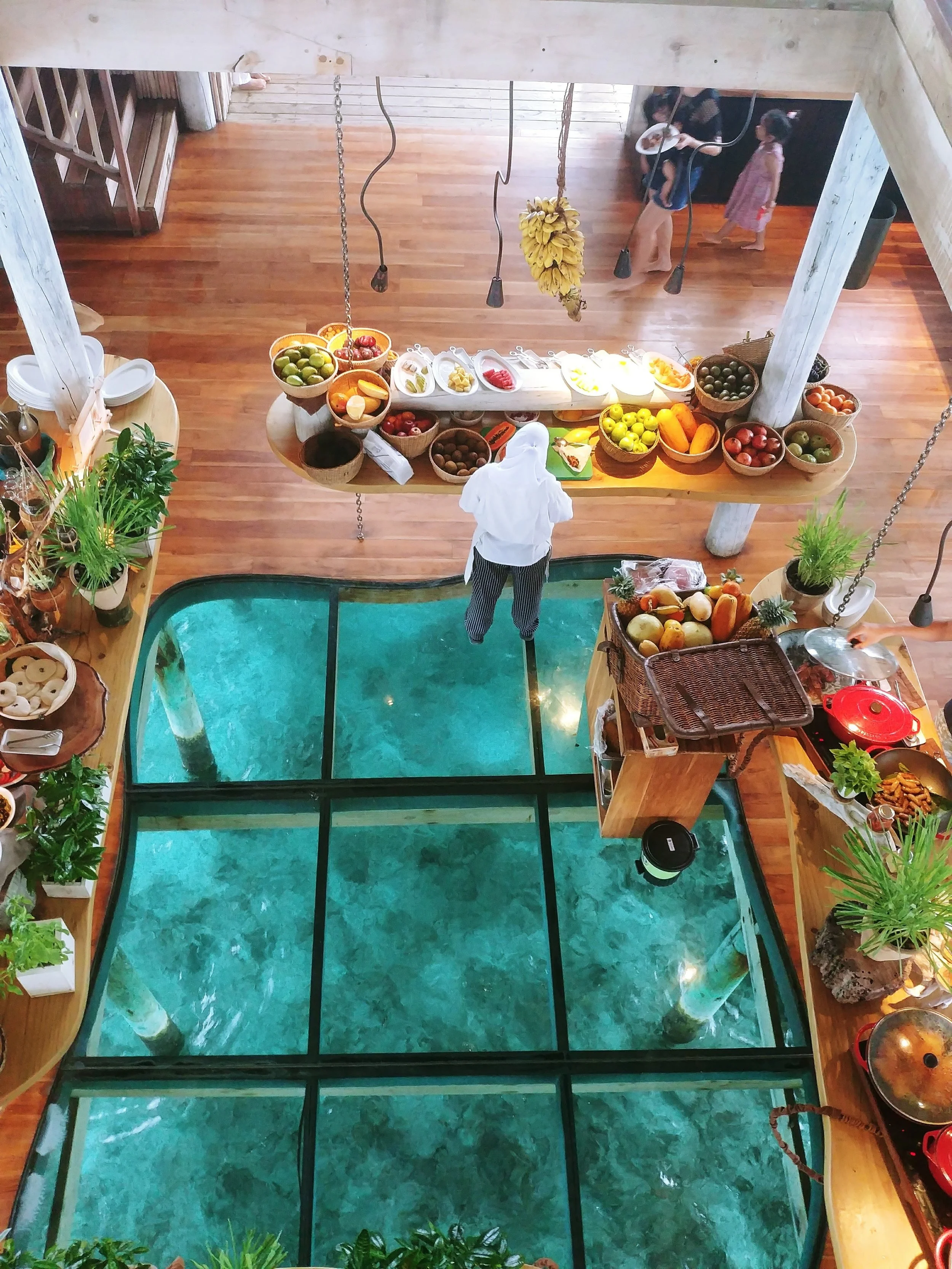 The infamous glass bottom at the main buffet station