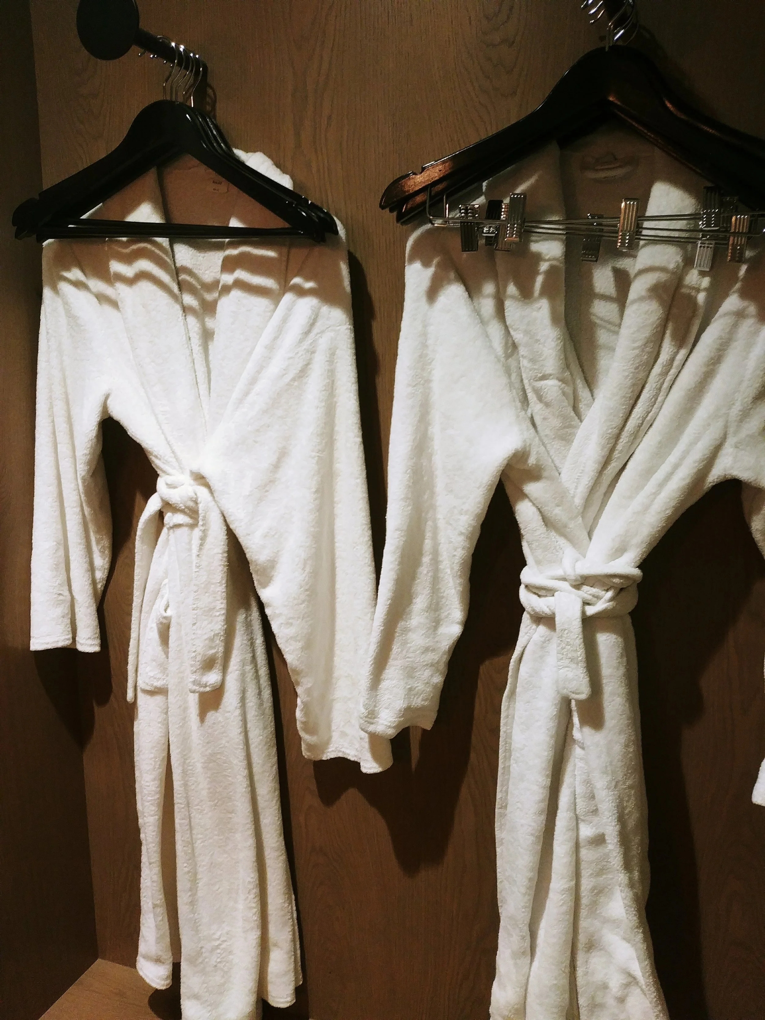 One of the softest hotel bathrobes I've ever experienced...these are DIVINE!!! Highly recommended and a must try!!!