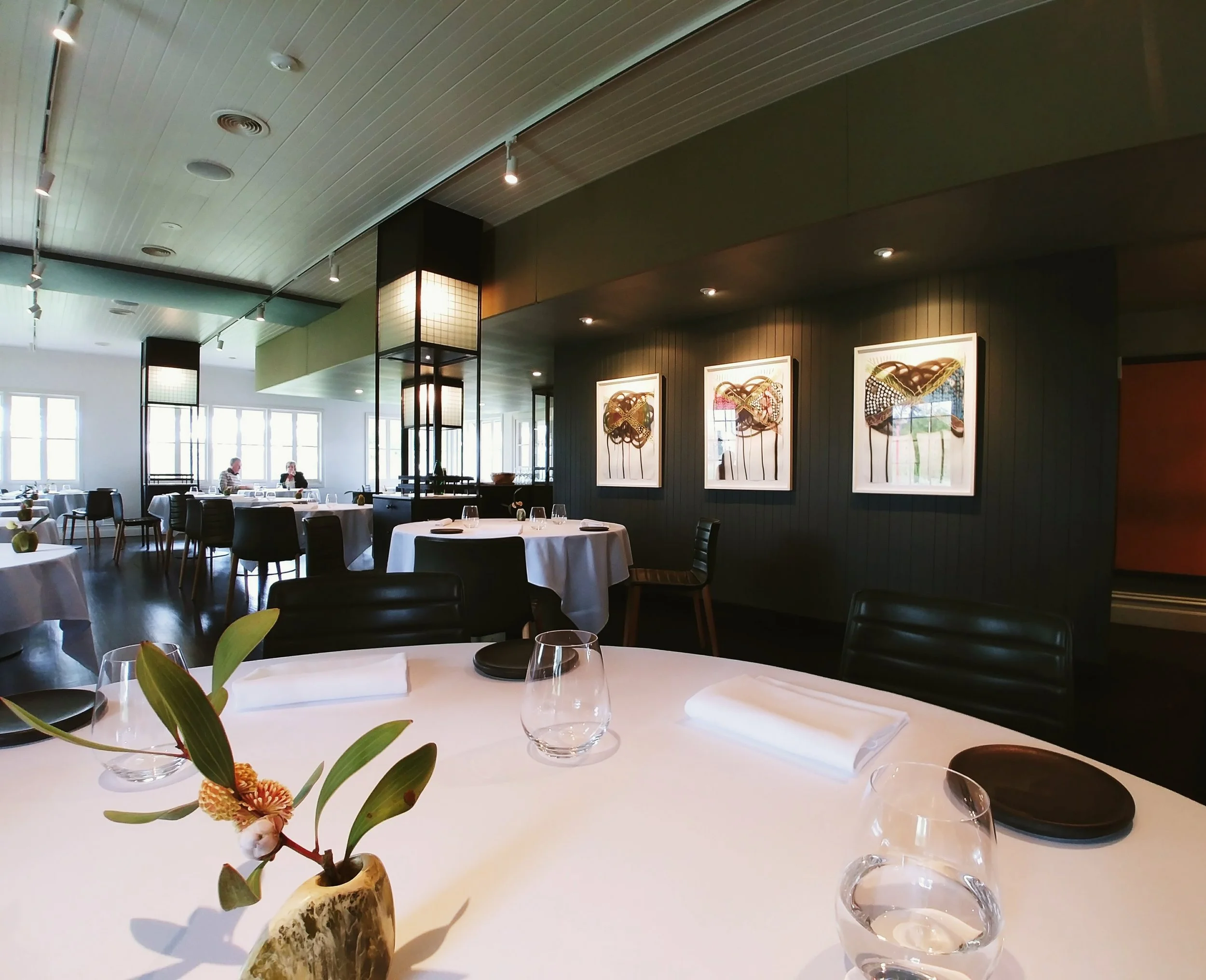 The restaurant indeed feels very cosy and inviting yet has a modern twist. Unlike other fine dining restaurants which can be quite pretentious and making you feel like you can't really relax in the environment. Here at Brae, it really feels like you can just be yourself and enjoy the experience.