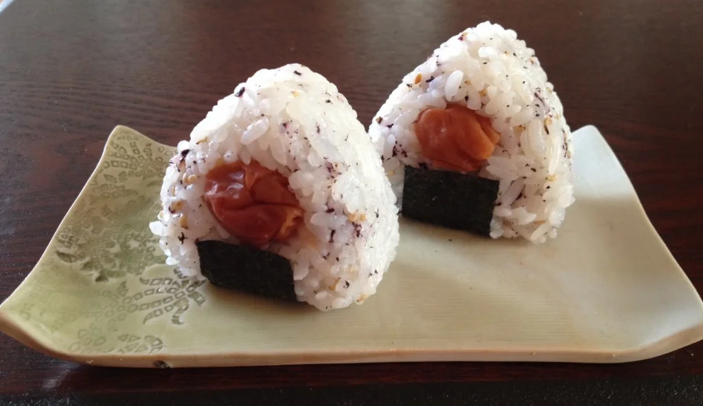 onigiri tradicional.jpg