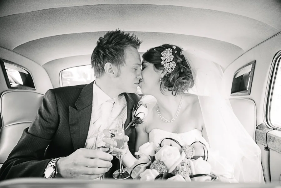 Singleton-Lodge-Wedding-Photographer-069.jpg