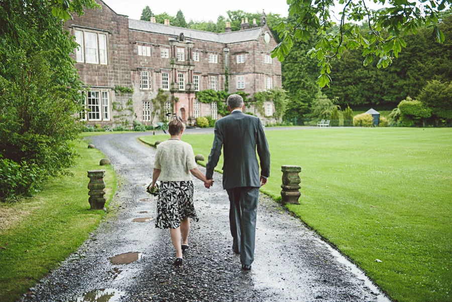 Brownsholme-Hall-Tithebarn-Wedding-Photographer-051.jpg