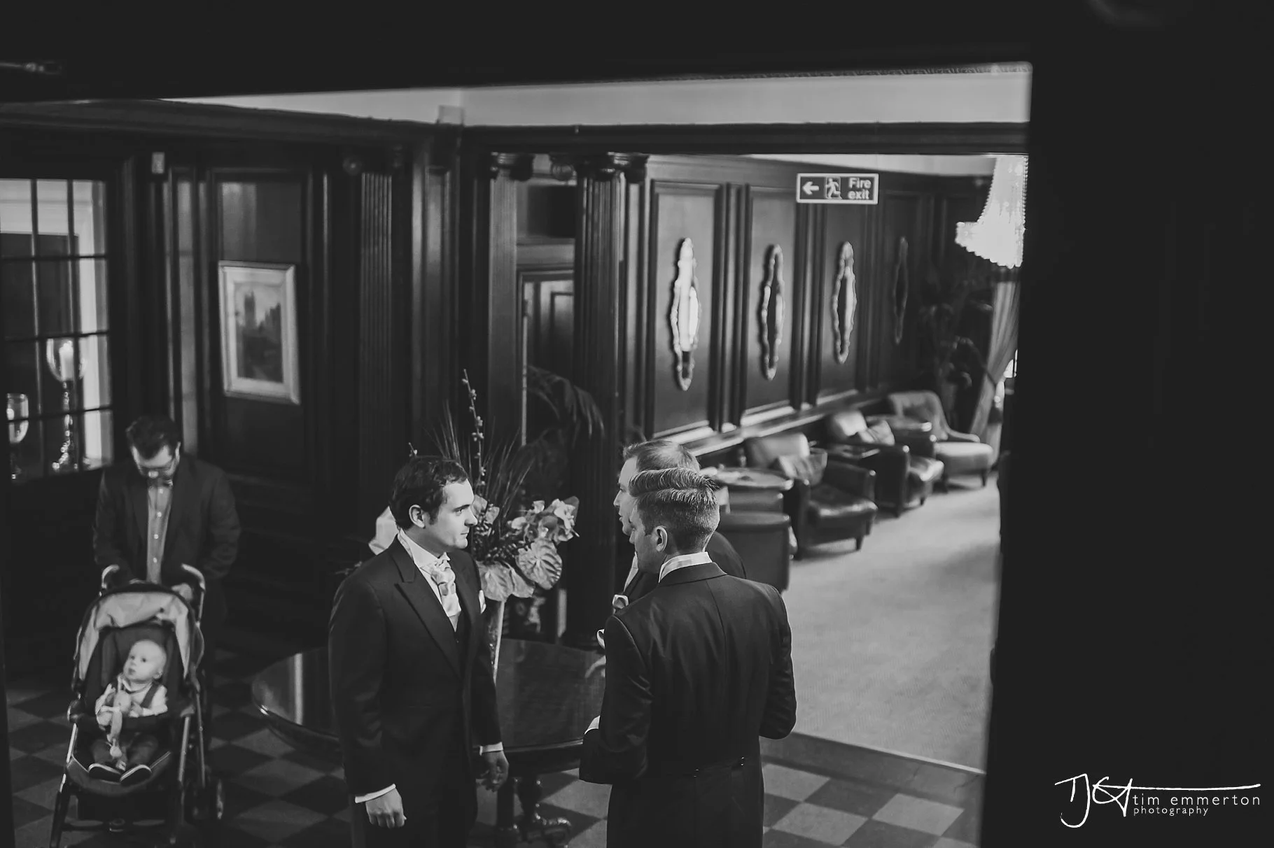 Eaves-Hall-Wedding-Photographer-015.jpg